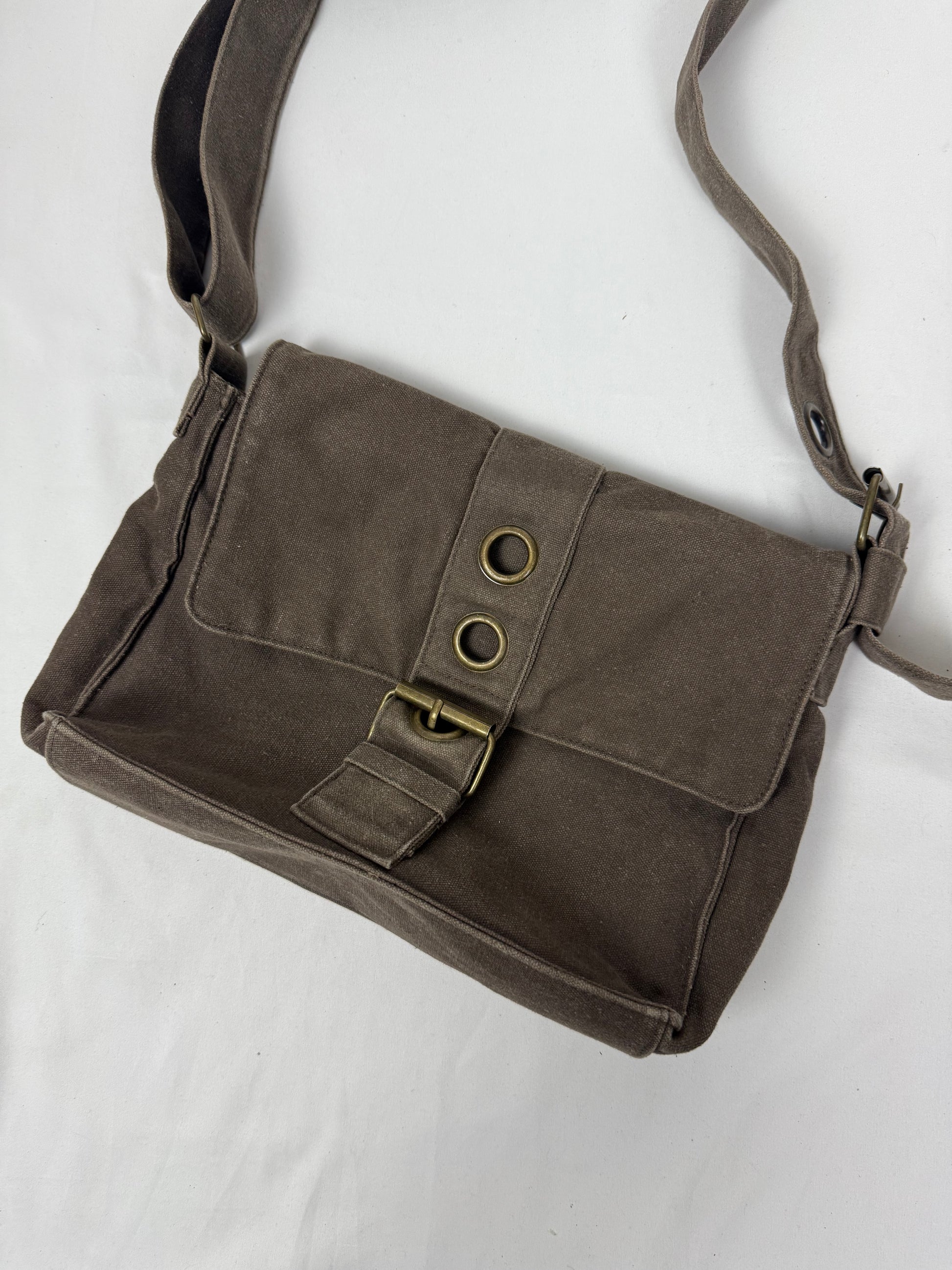 Brown cotton buckle besace shoulder bag (32x20cm)