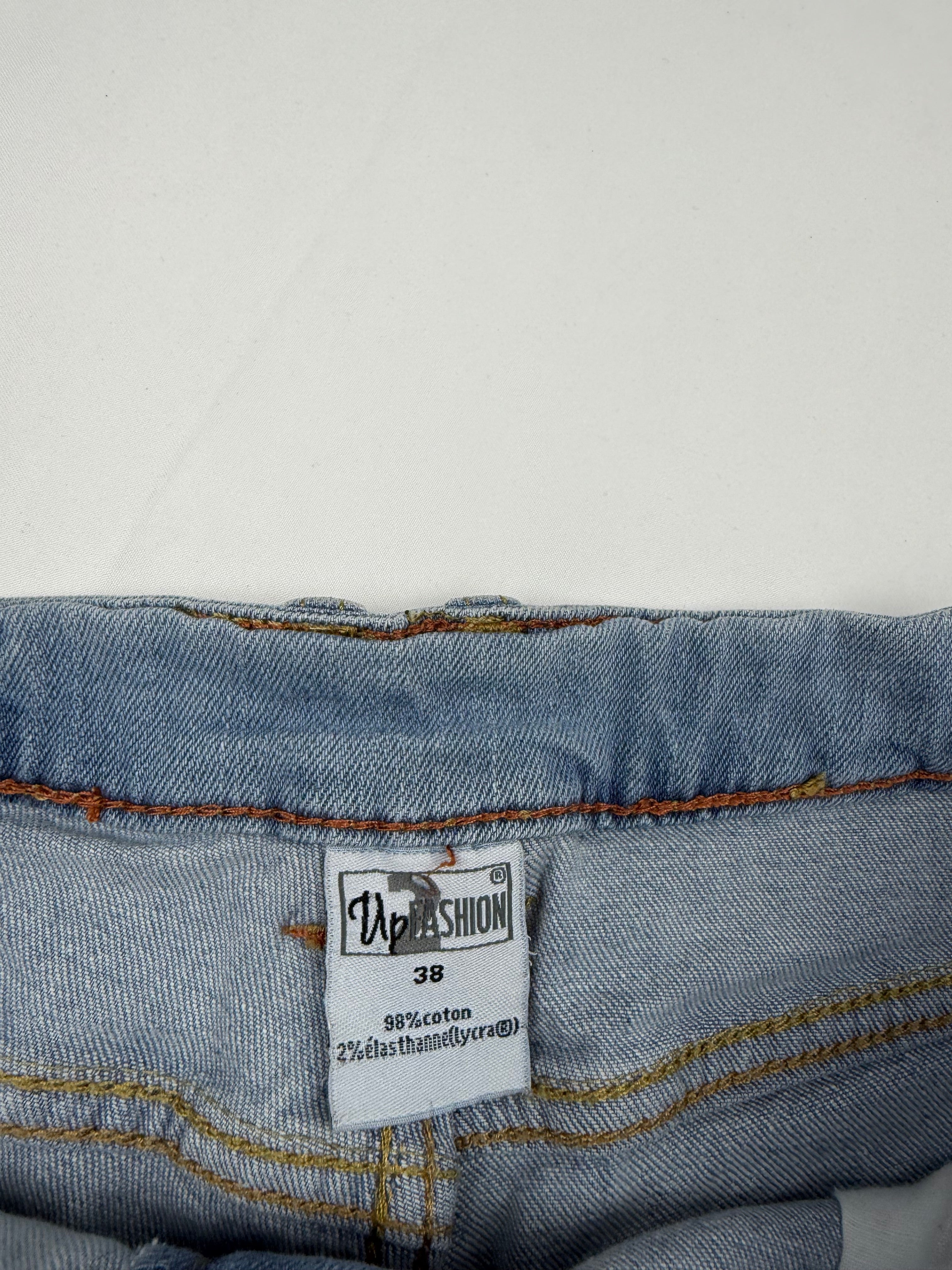 Blue denim low rise embroidered mini short (M)