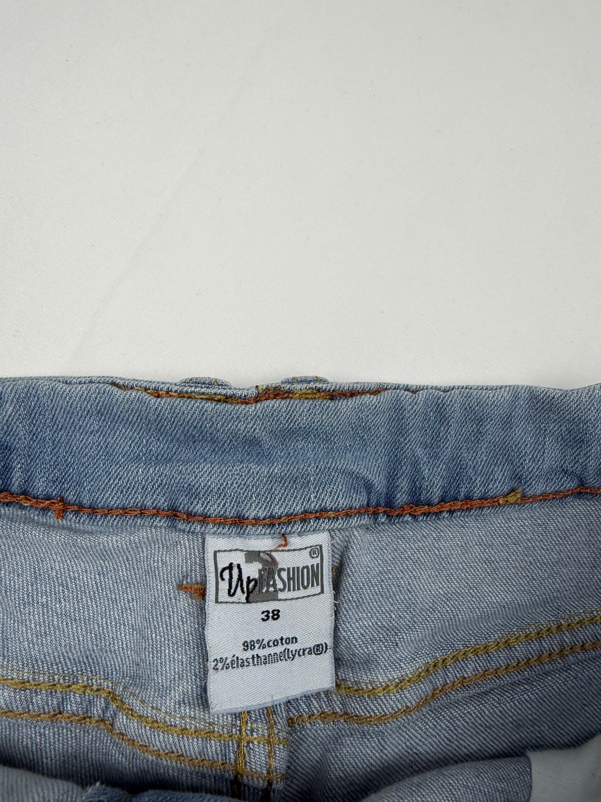 Blue denim low rise embroidered mini short (M)