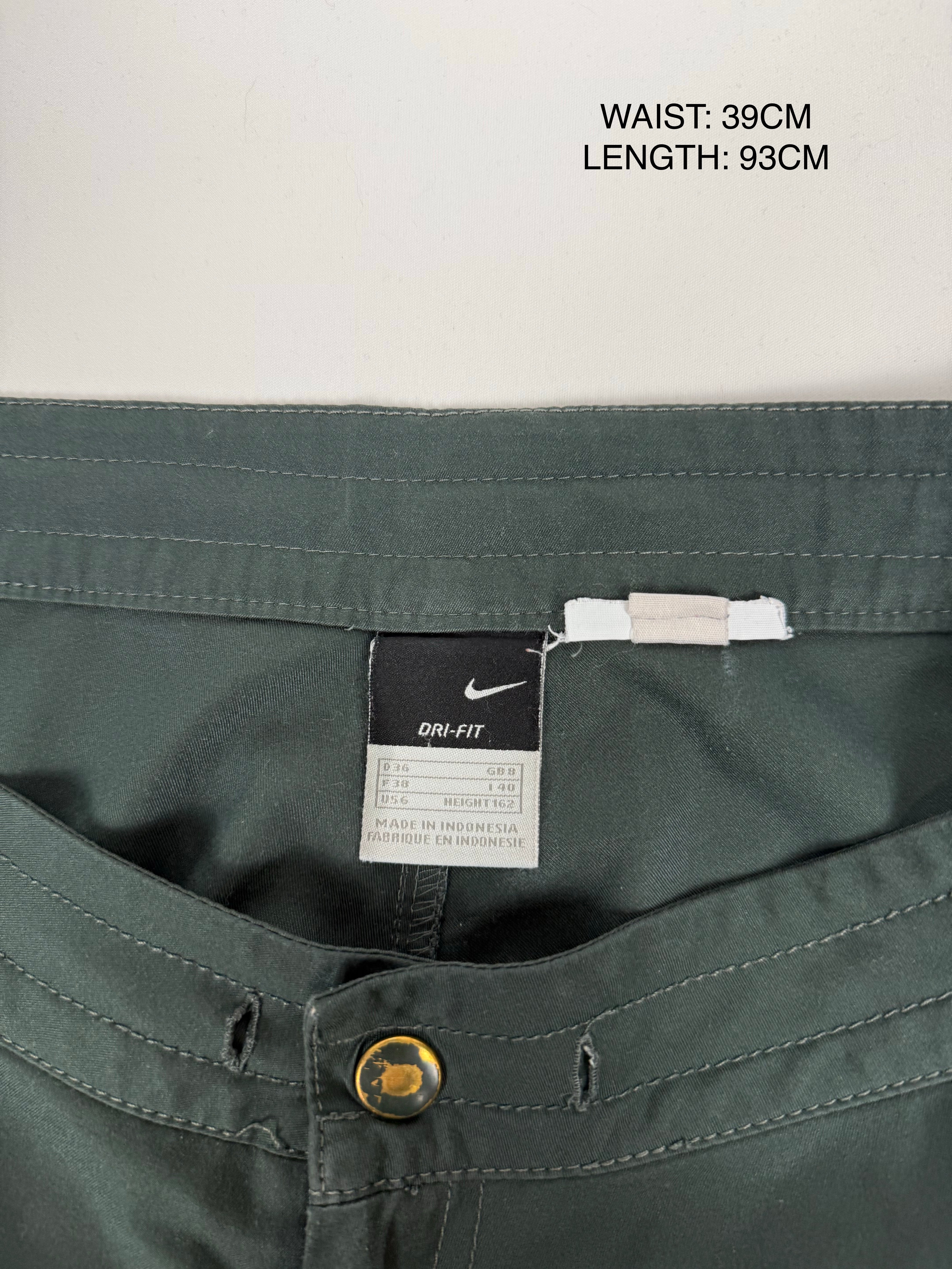 Khaki low rise baggy pants (M)