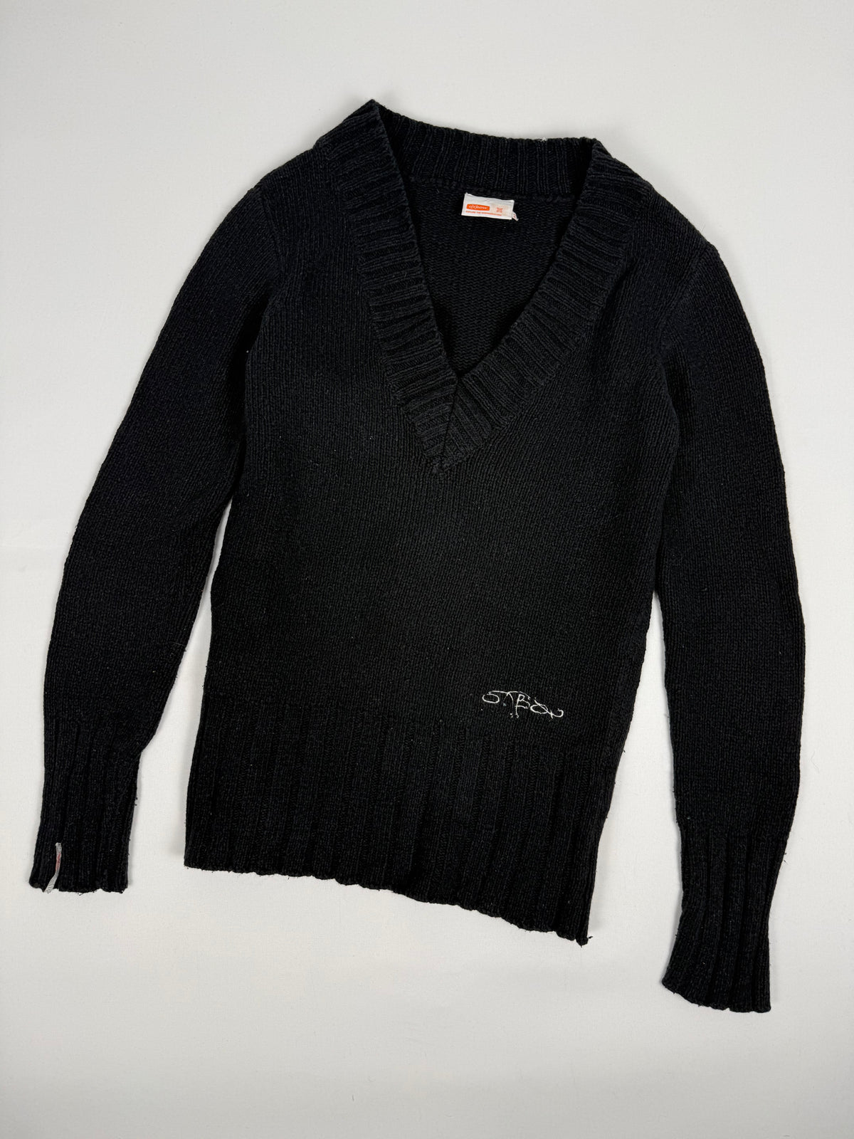 Black angora wool & cotton V neck jumper (M)