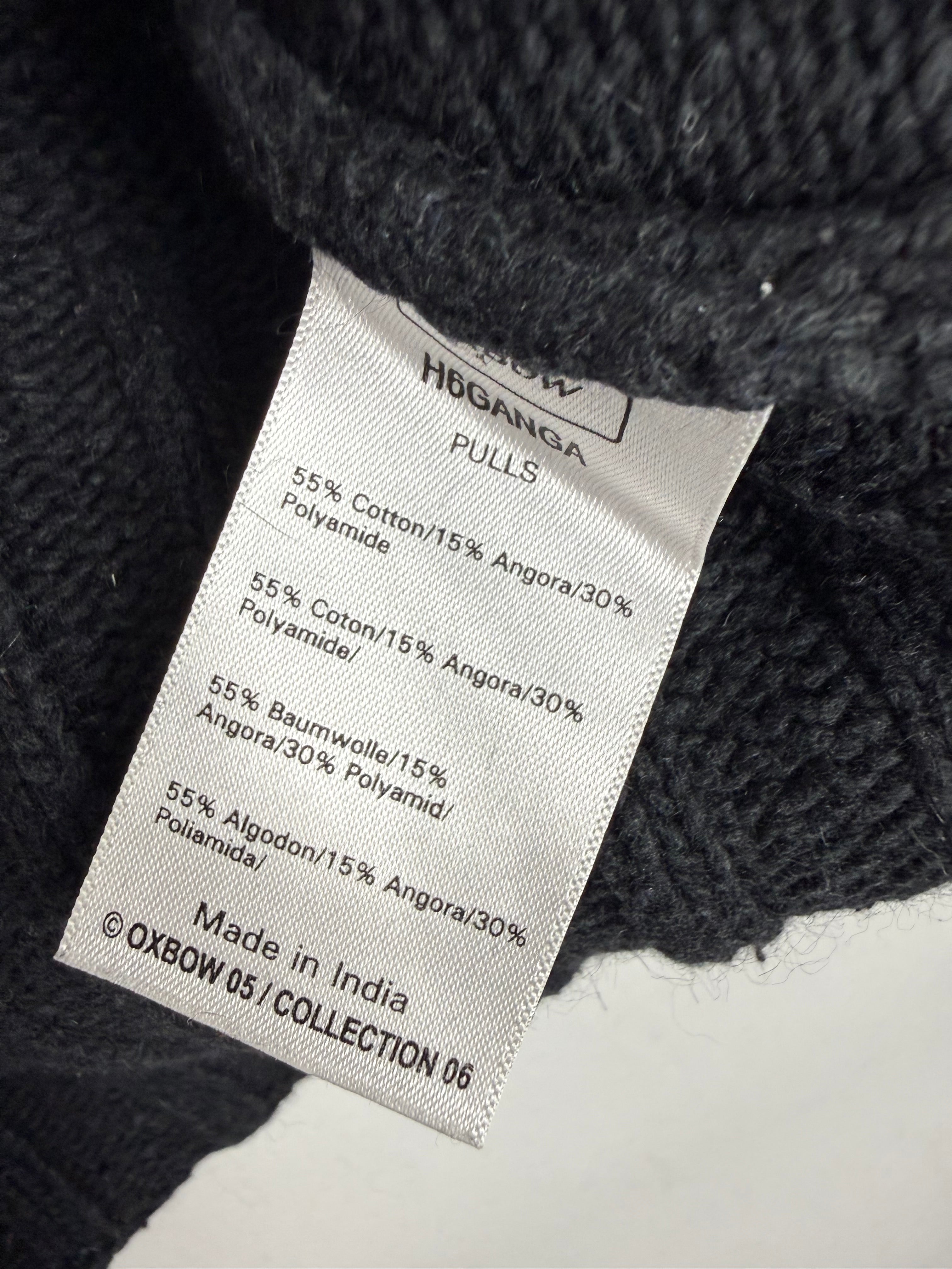 Black angora wool & cotton V neck jumper (M)