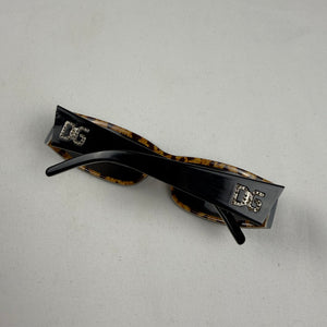 Black strass logo sunglasses