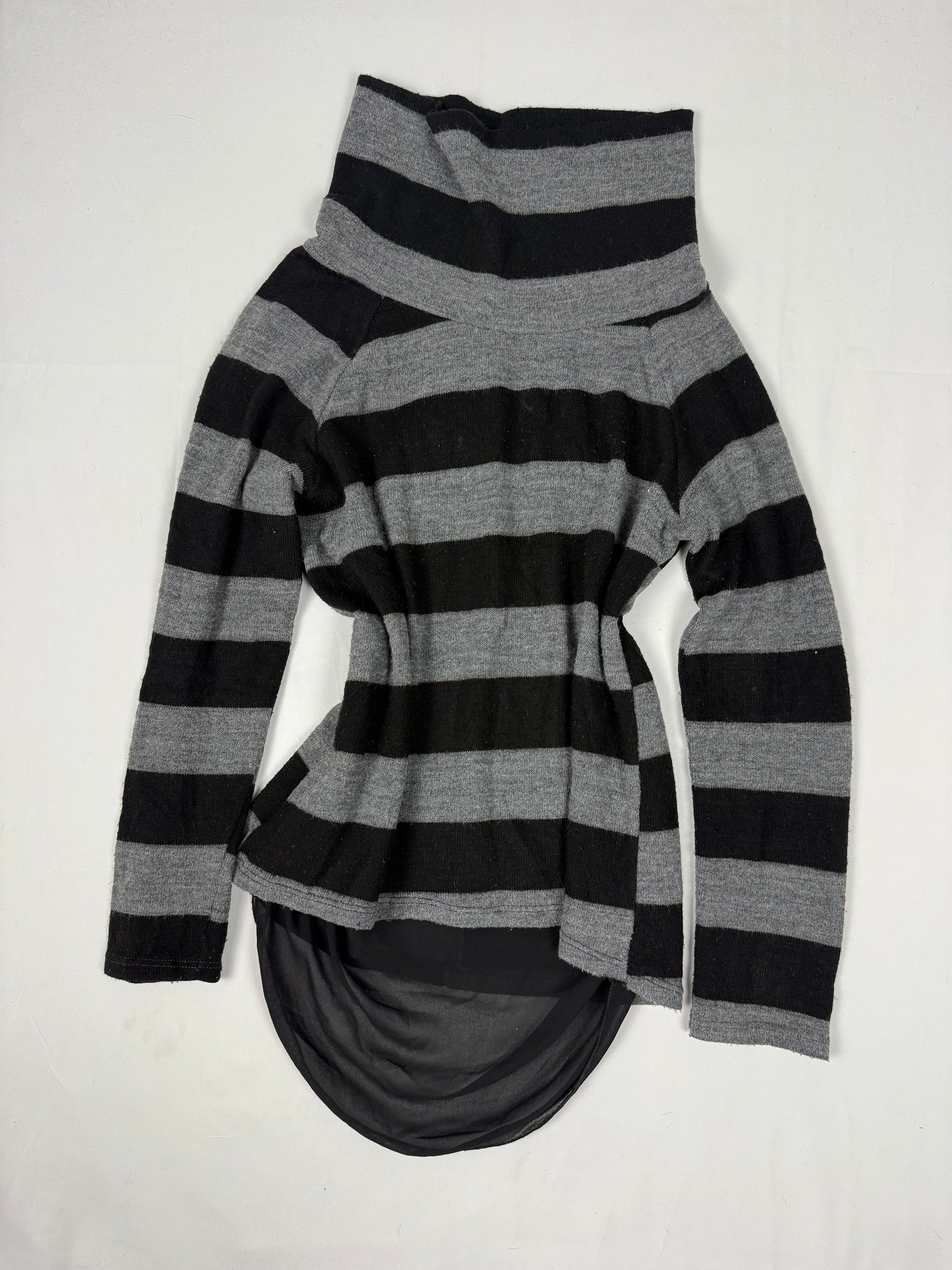 Grey & black turtleneck jumper (S/M)