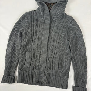 Grey inside faux fur zip up hooded knit jumper (M)