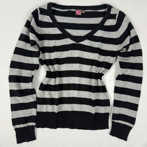 Black & grey V neck tight fit jumper (XS)