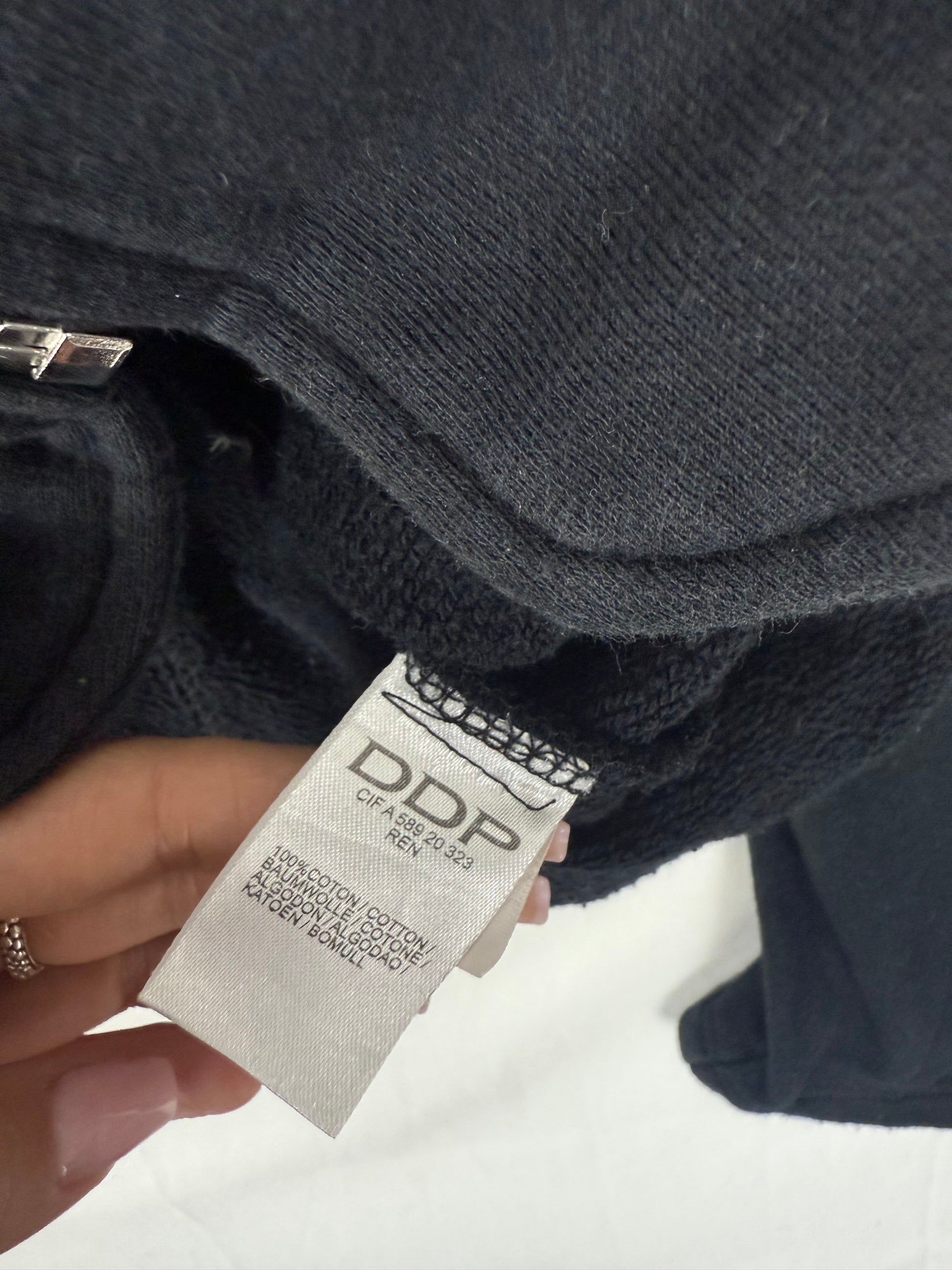 Black zip up 100% cotton sweatshirt jacket (L)