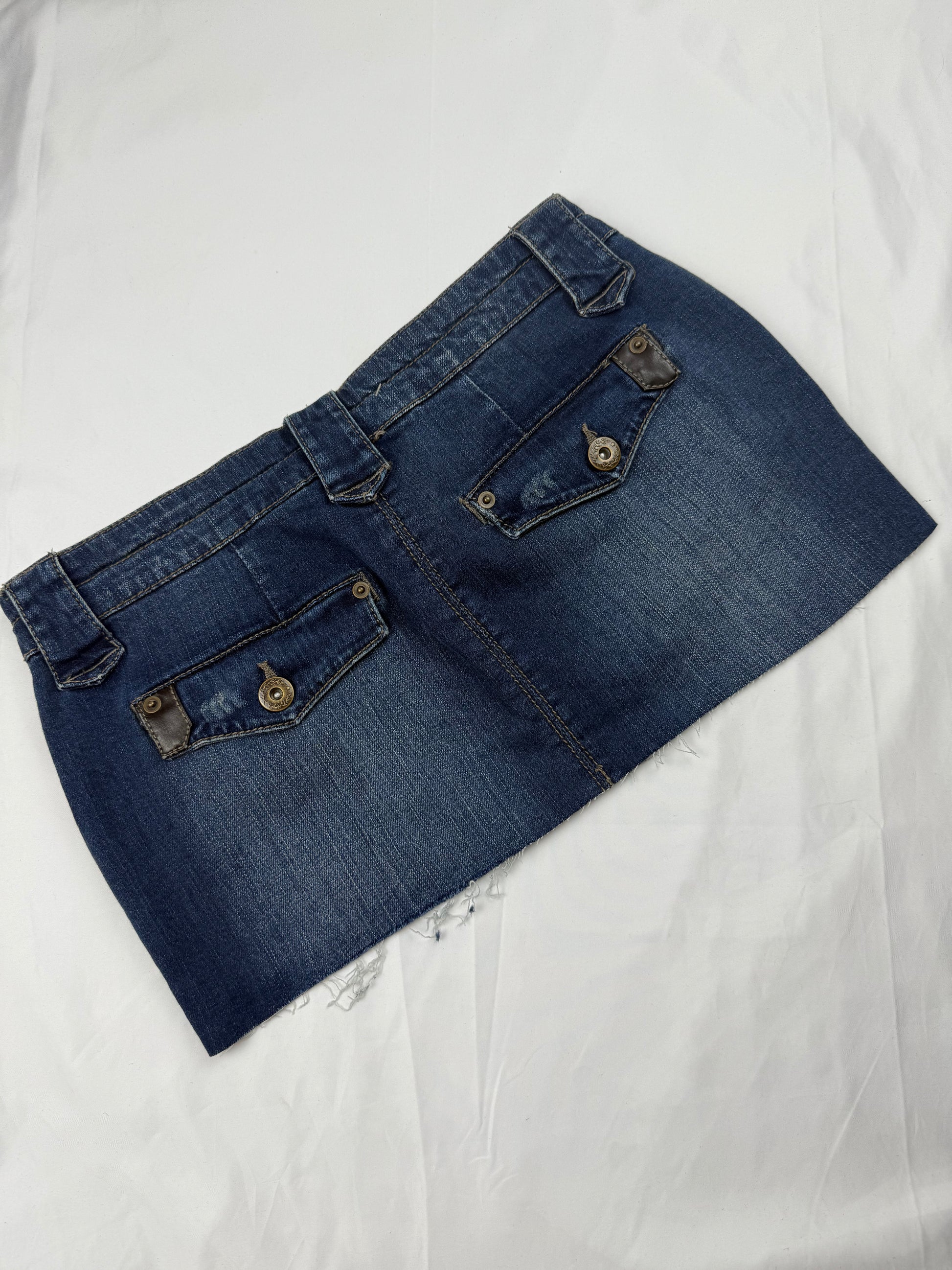 Navy denim low rise mini skirt (S)