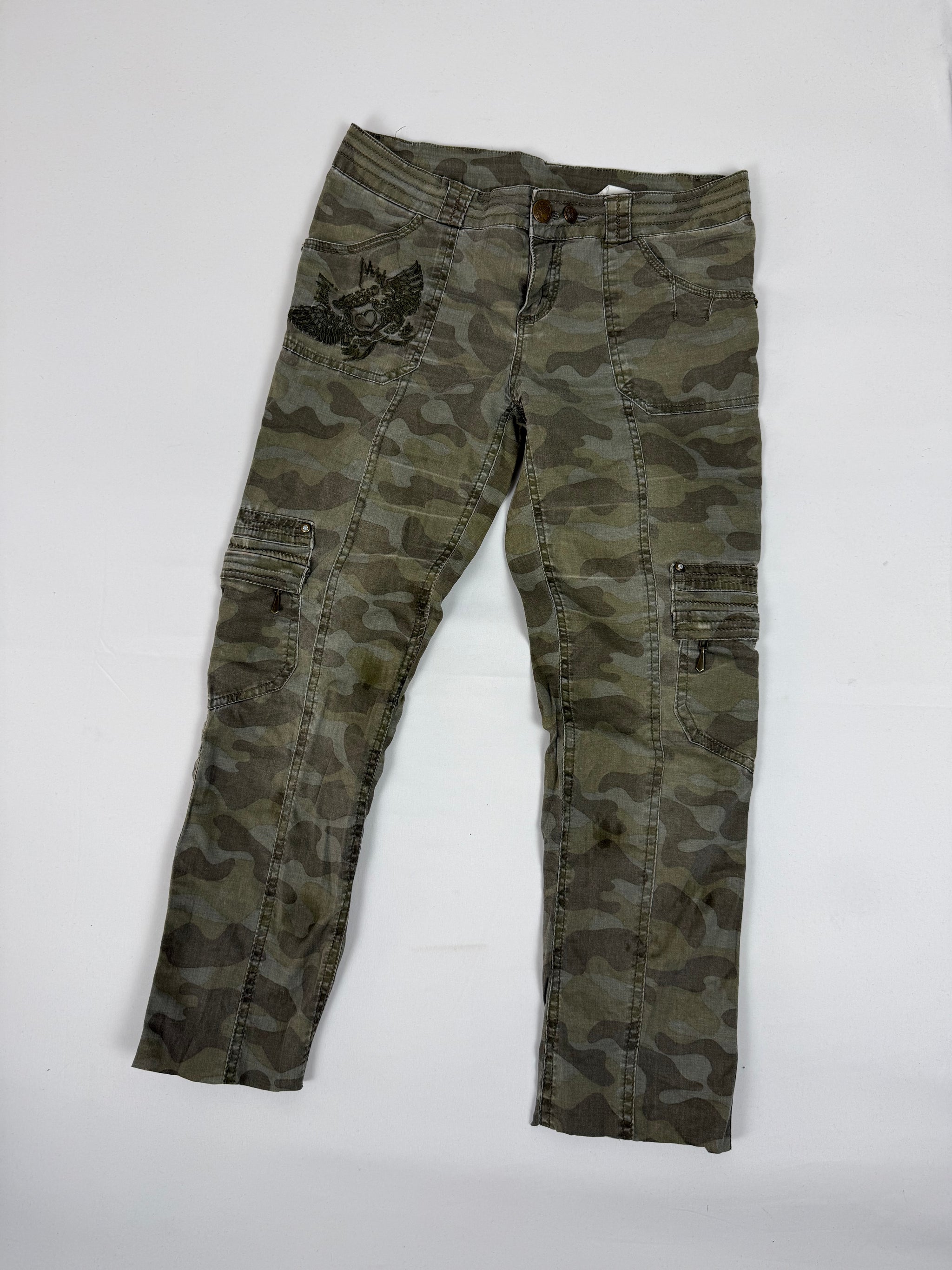 Khaki camo denim capri pants (S)