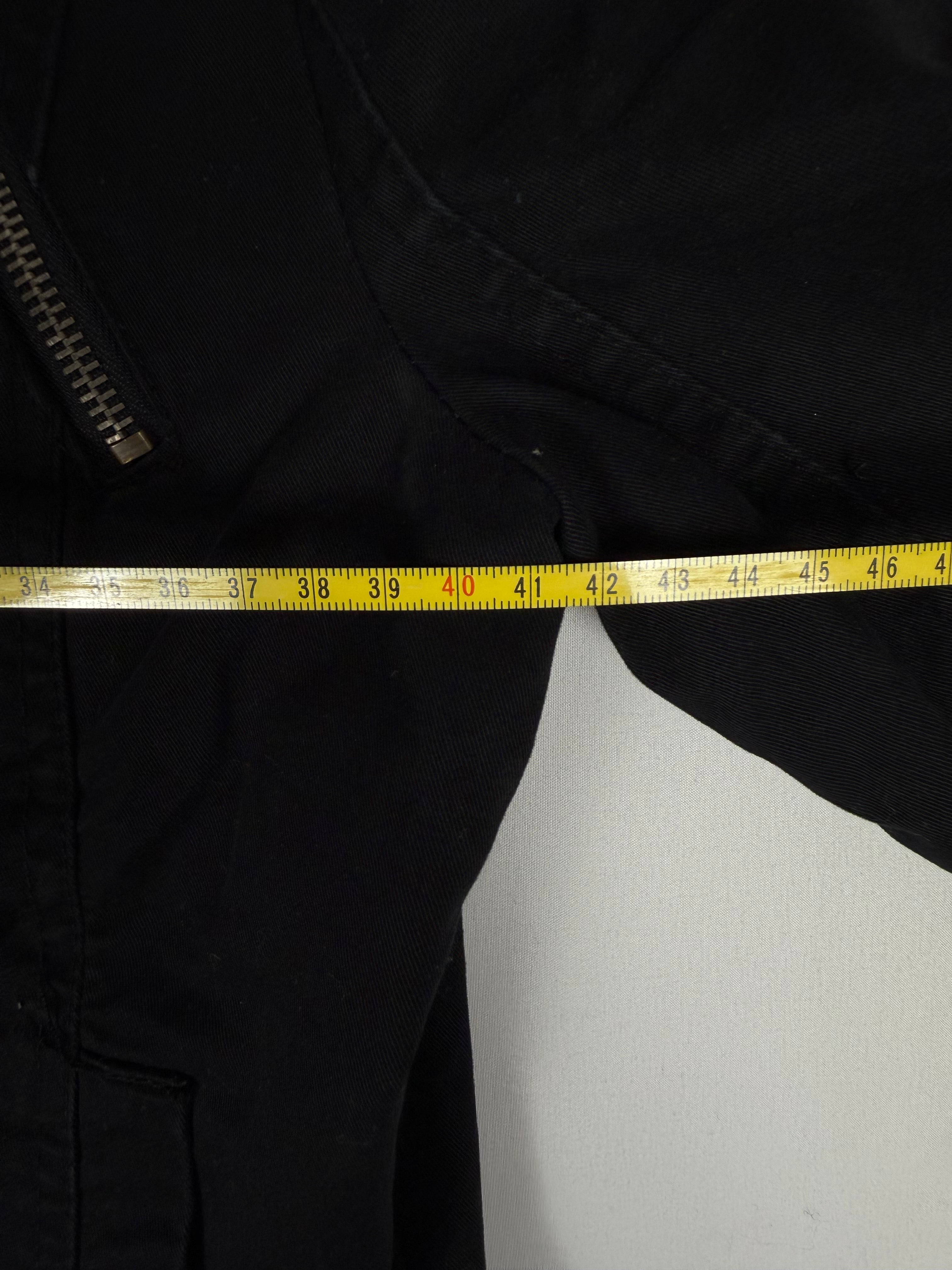 Black zip up biker jacket (M)