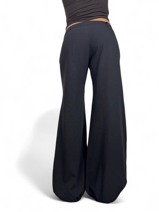 Black low rise baggy pants (S/M)