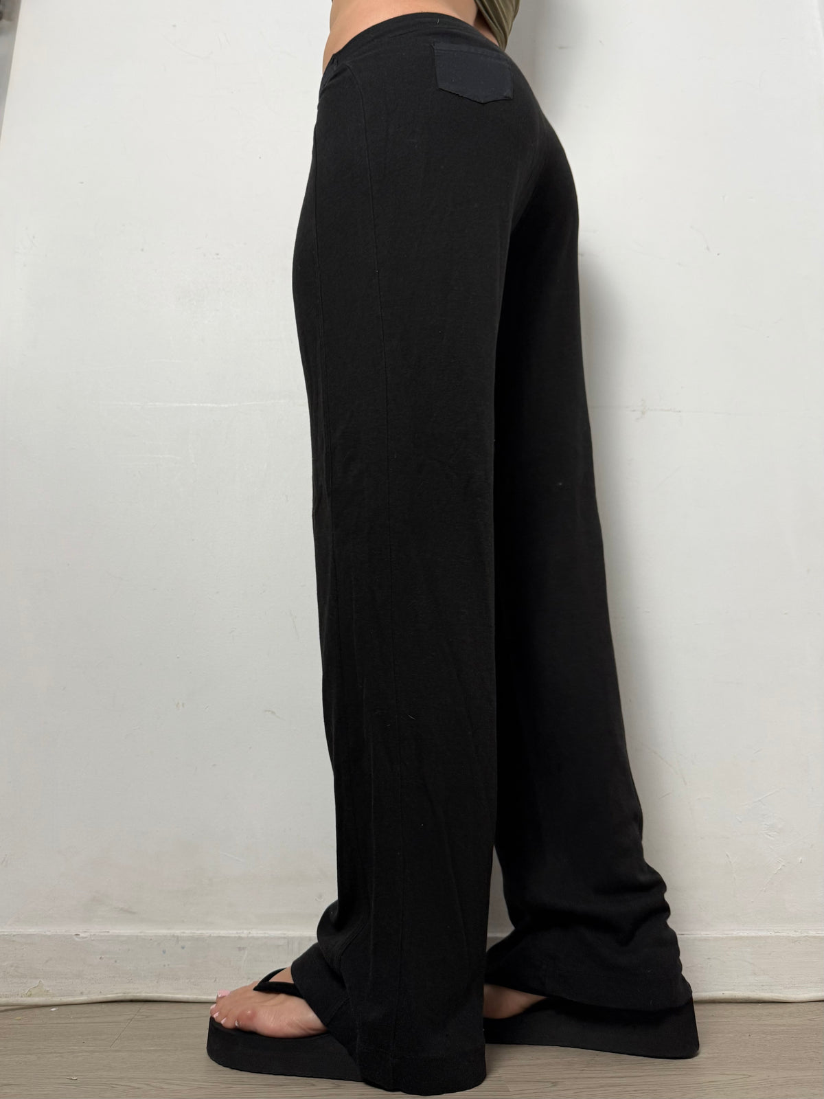 Pantalon droit taille basse en jean noir (XS)