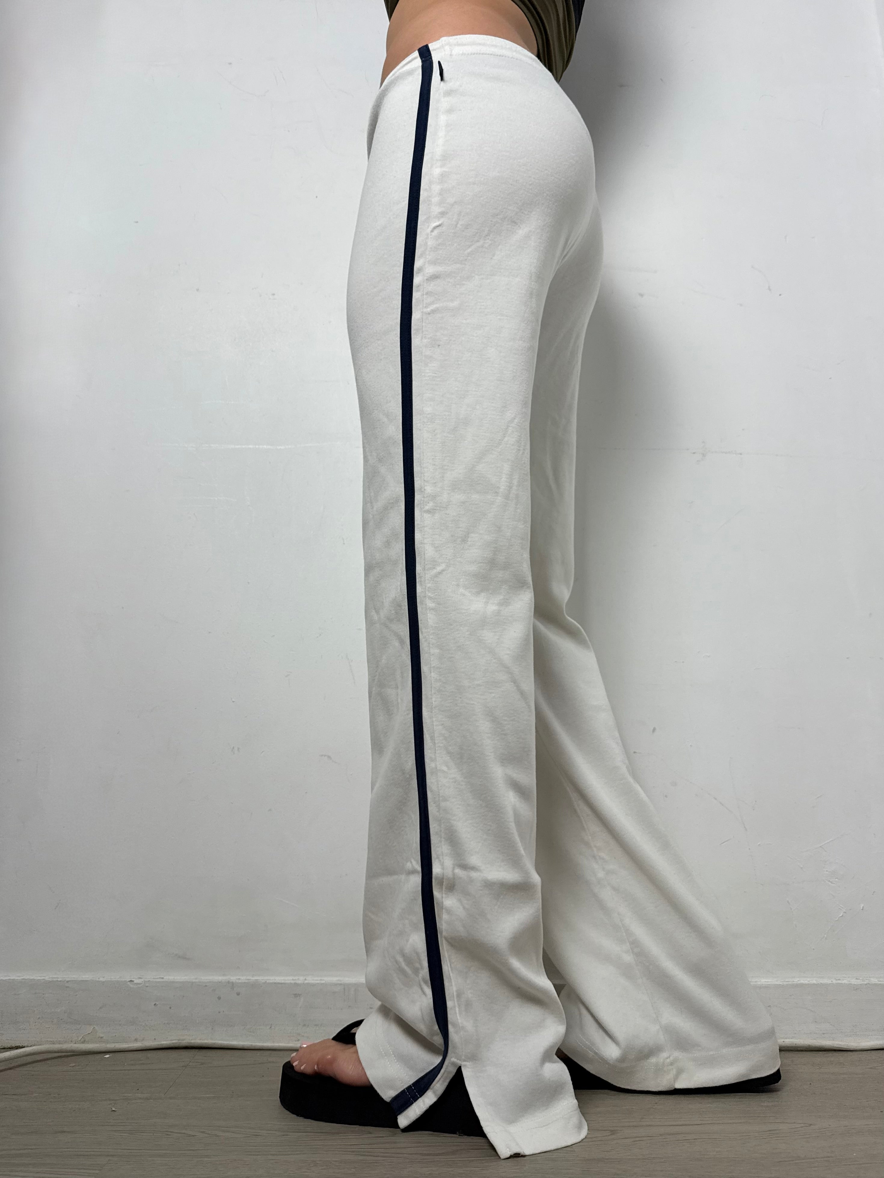 White activewear low rise joggers pants (M)