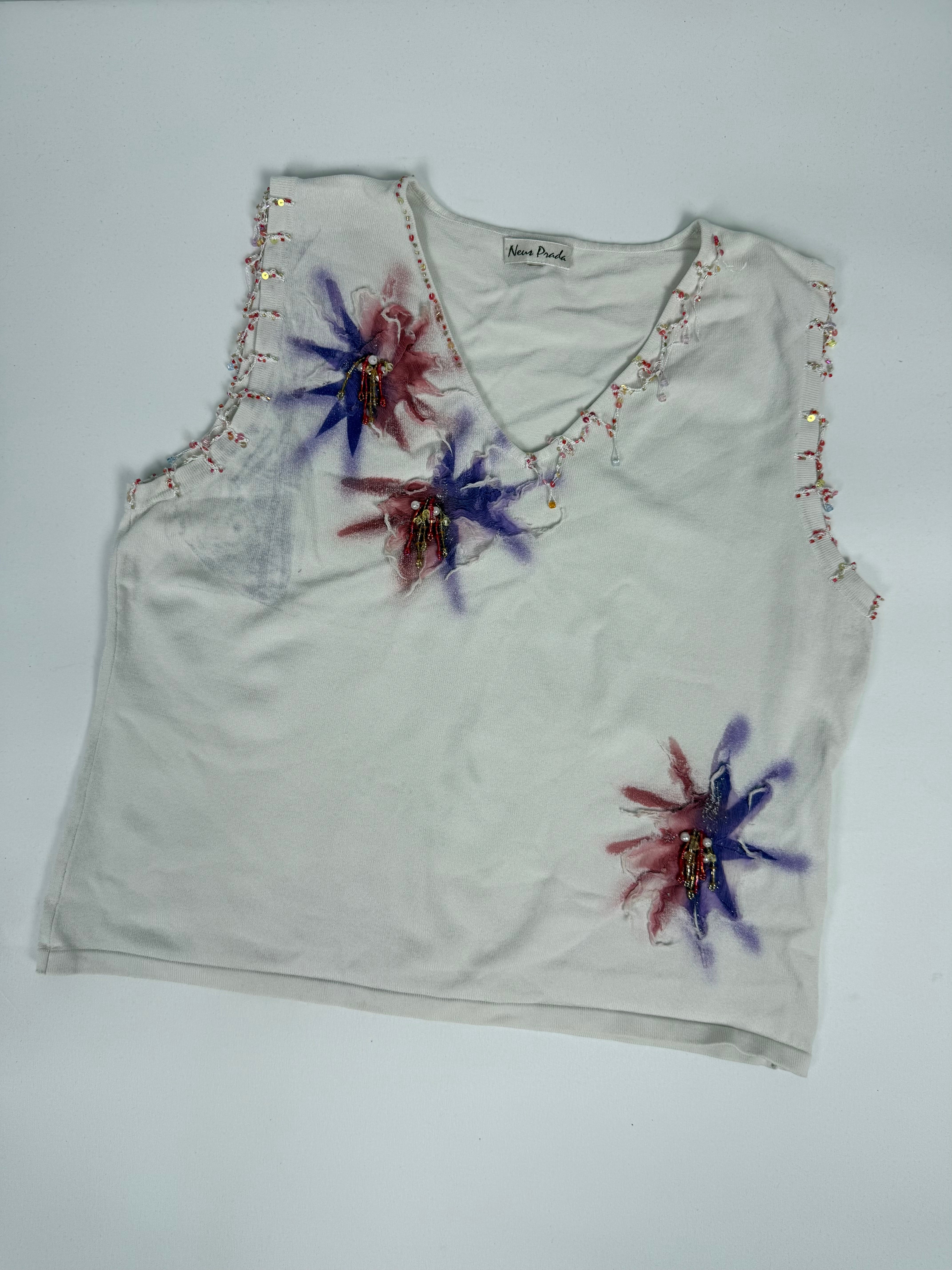 White floral pearls tank top (XL)