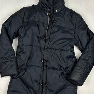 Black spell out logo puffer jacket (XS)