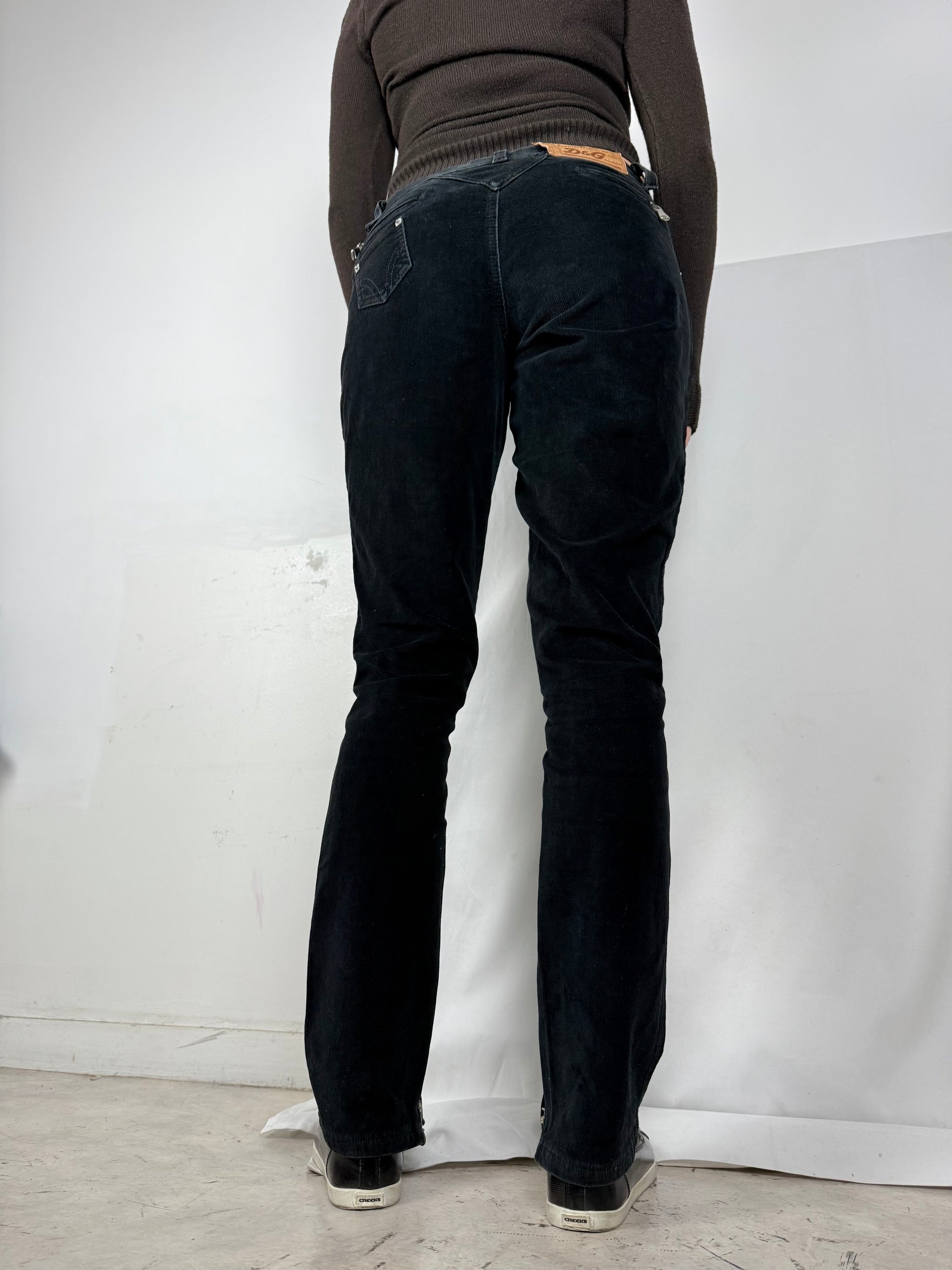 Black velvet ribbed low rise straight legs pants (M/L)
