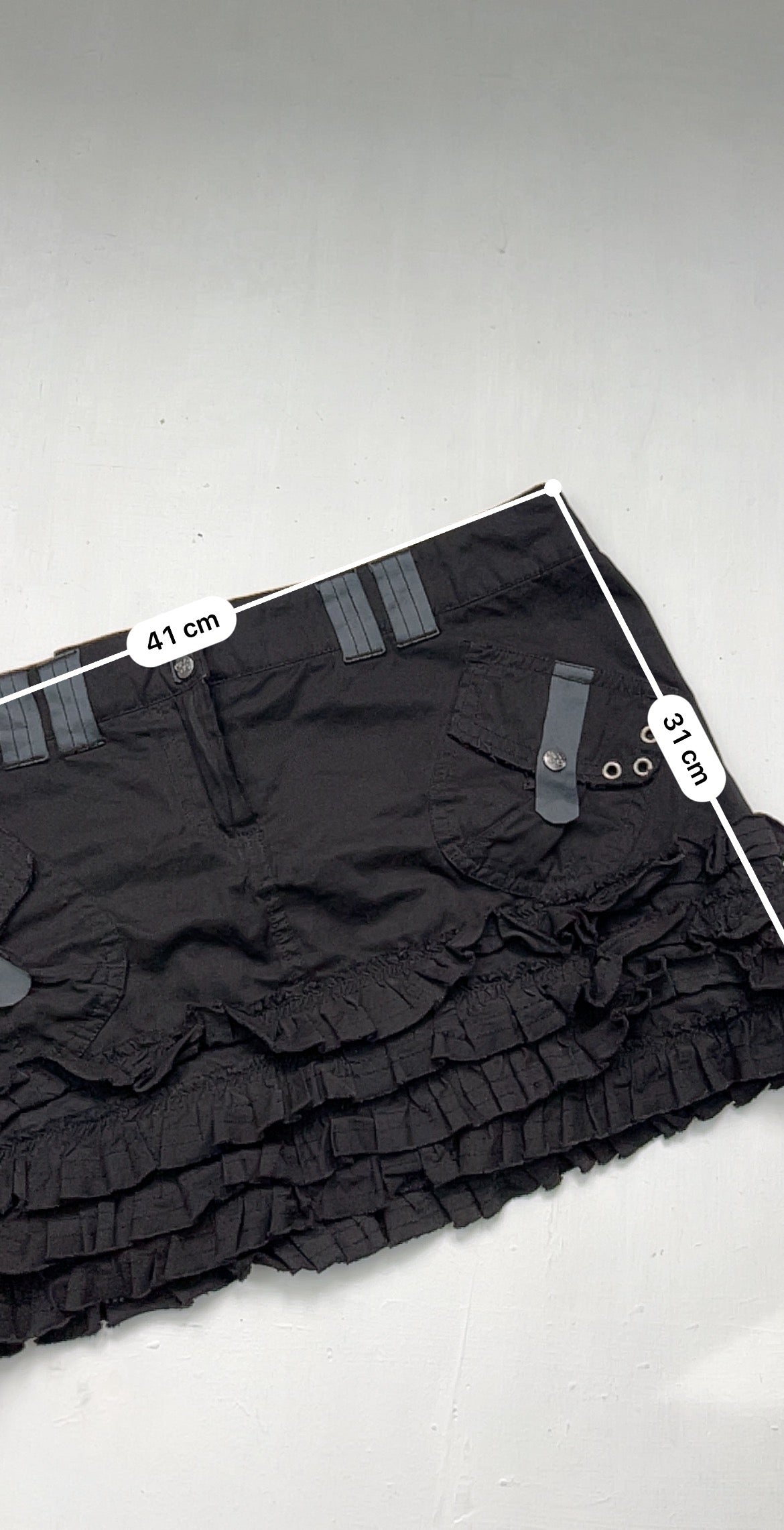 Black cotton pleated low rise mini skirt (M/L)