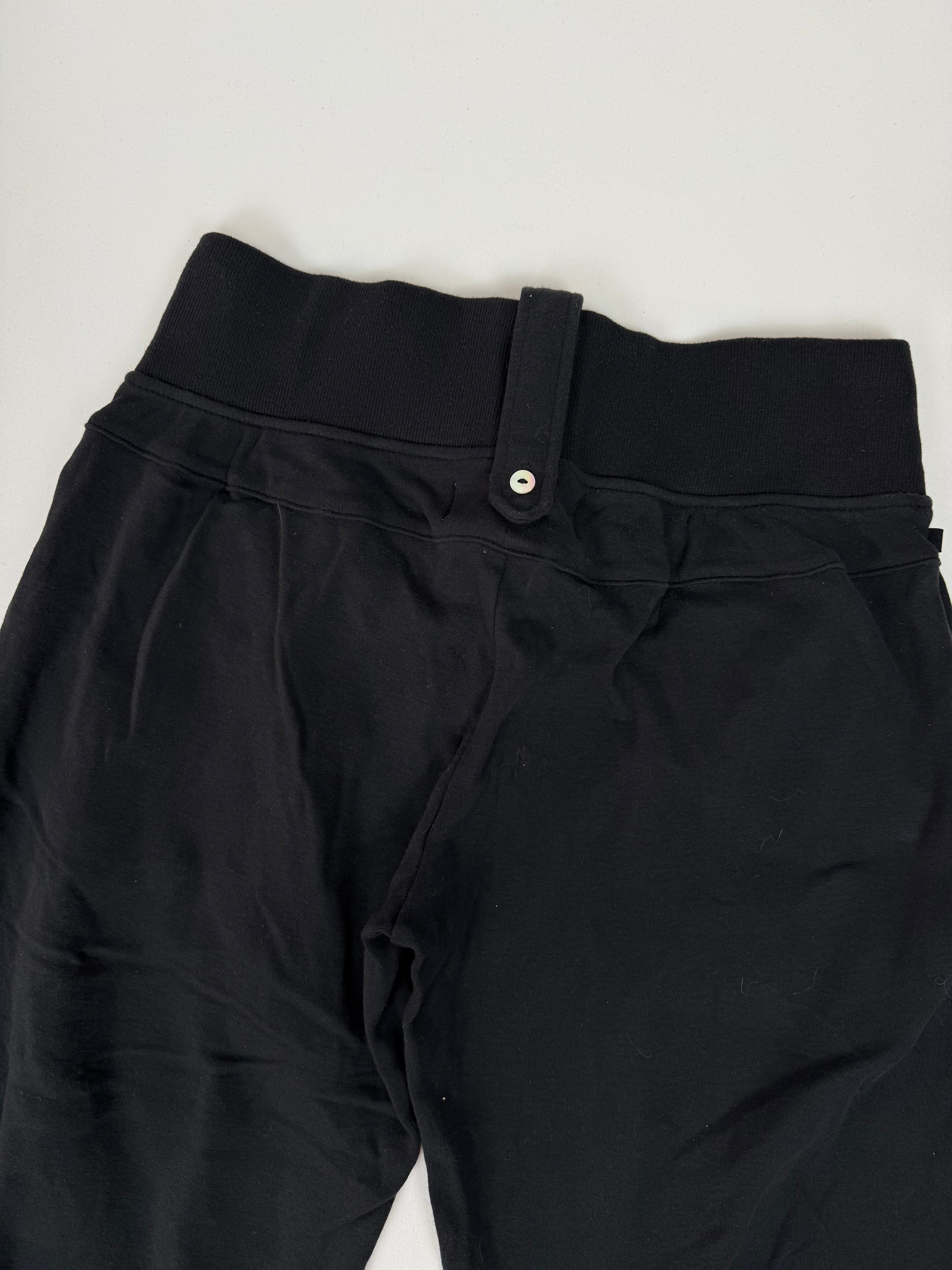 Black cotton capri pants (M)