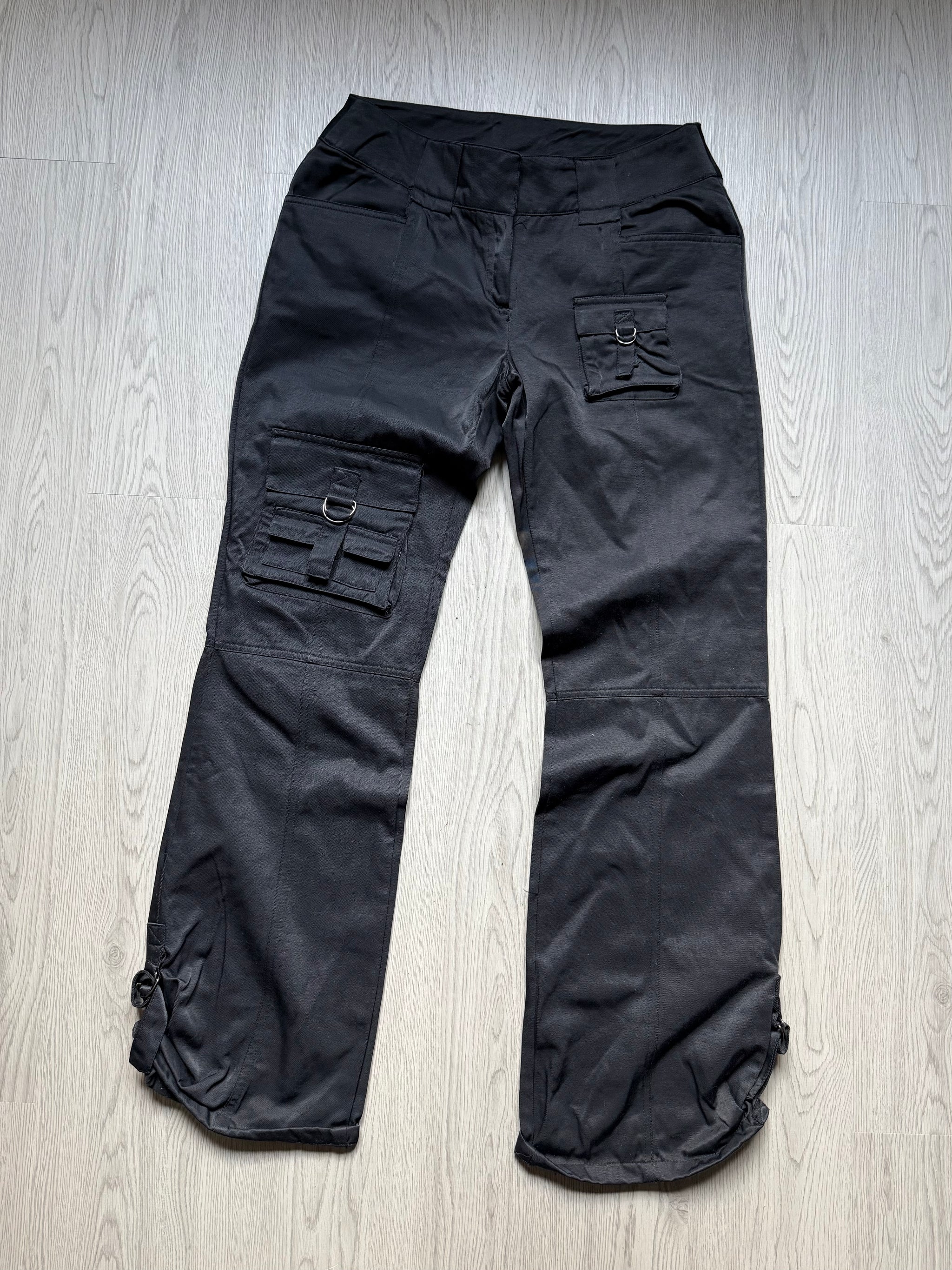 Black low waist cargo baggy pants (M)