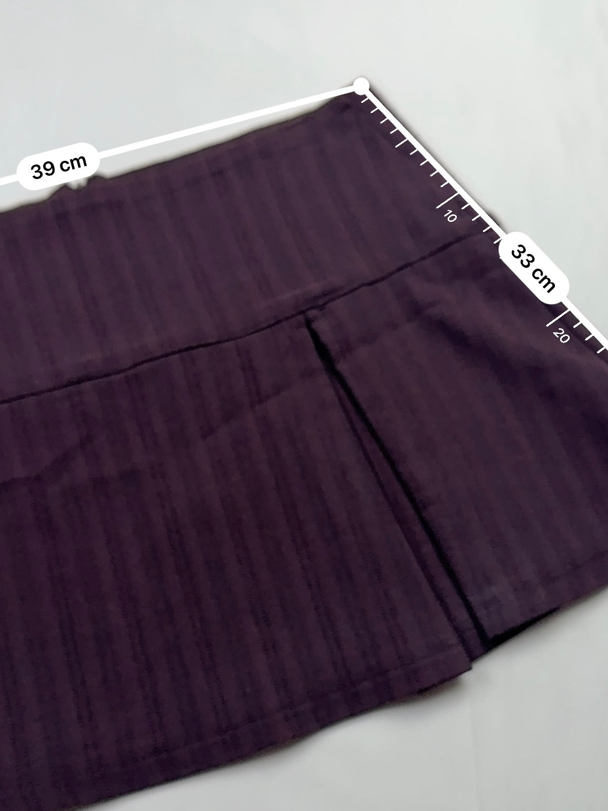 Purple low rise pleated mini skirt (M)