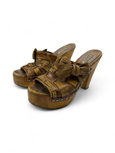 Beige real leather bow woods clogs heels mules (38)