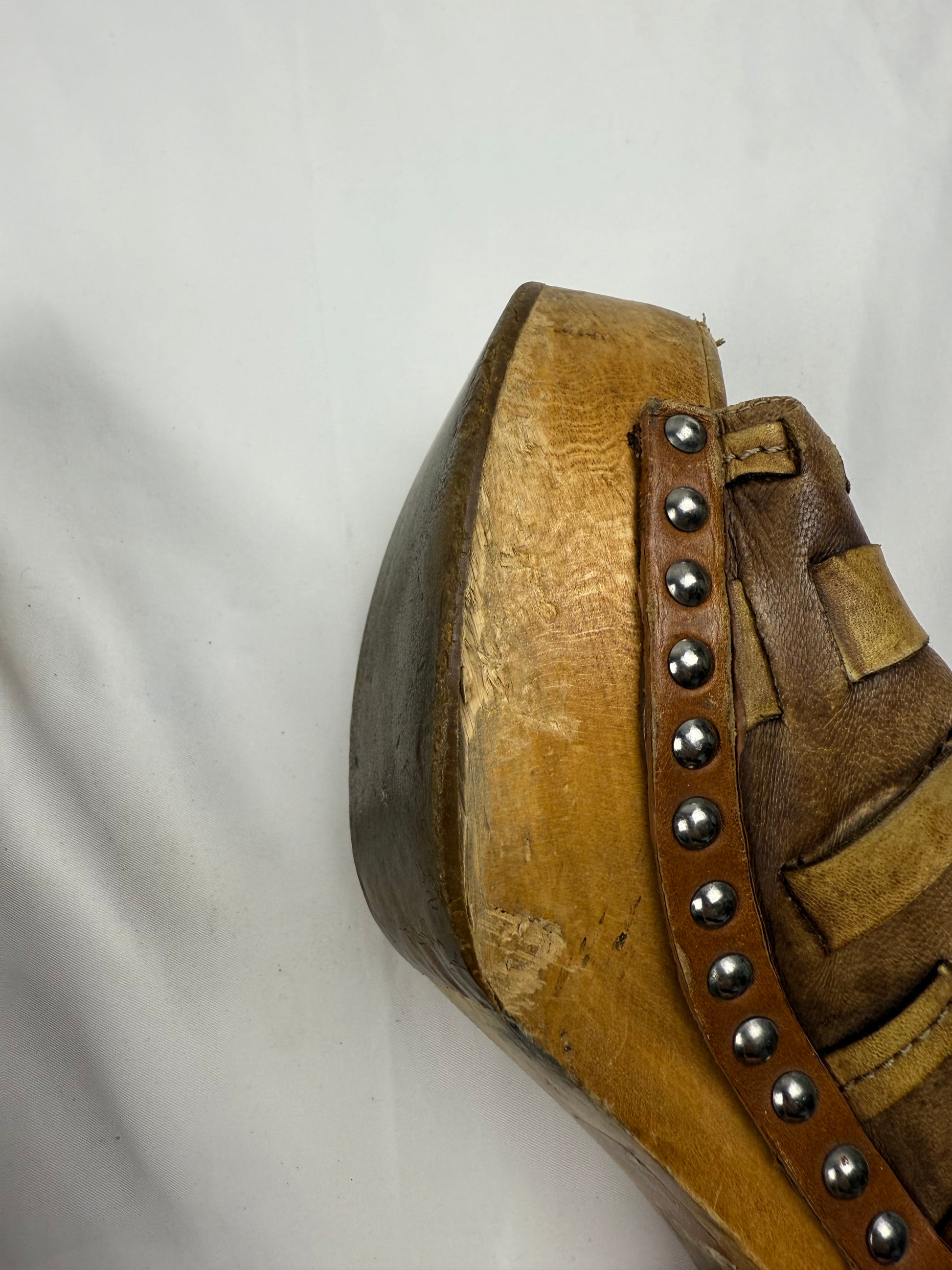 Beige real leather bow woods clogs heels mules (38)