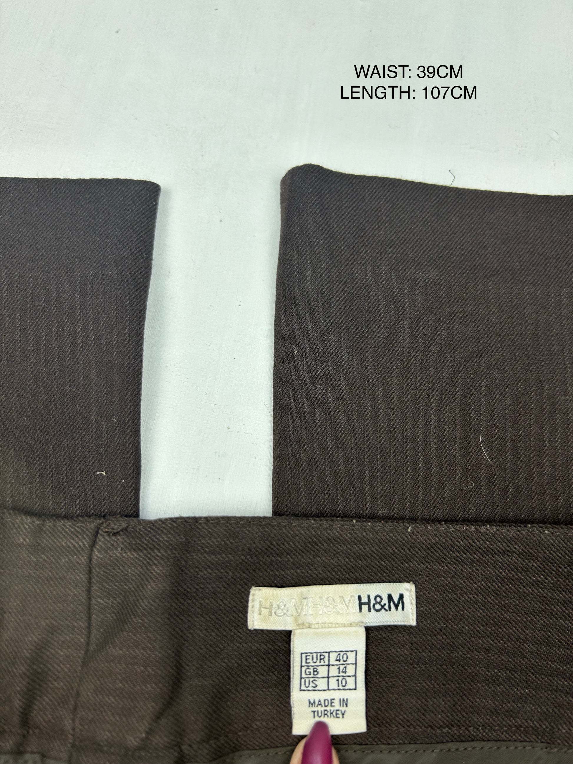Brown striped low rise office flare pants (L)