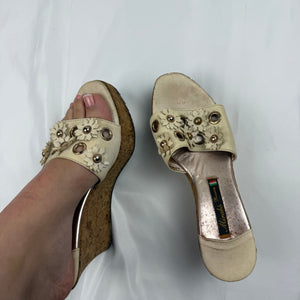 Cream floral wood wedge mules (36)