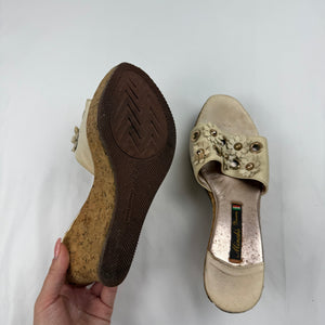 Cream floral wood wedge mules (36)
