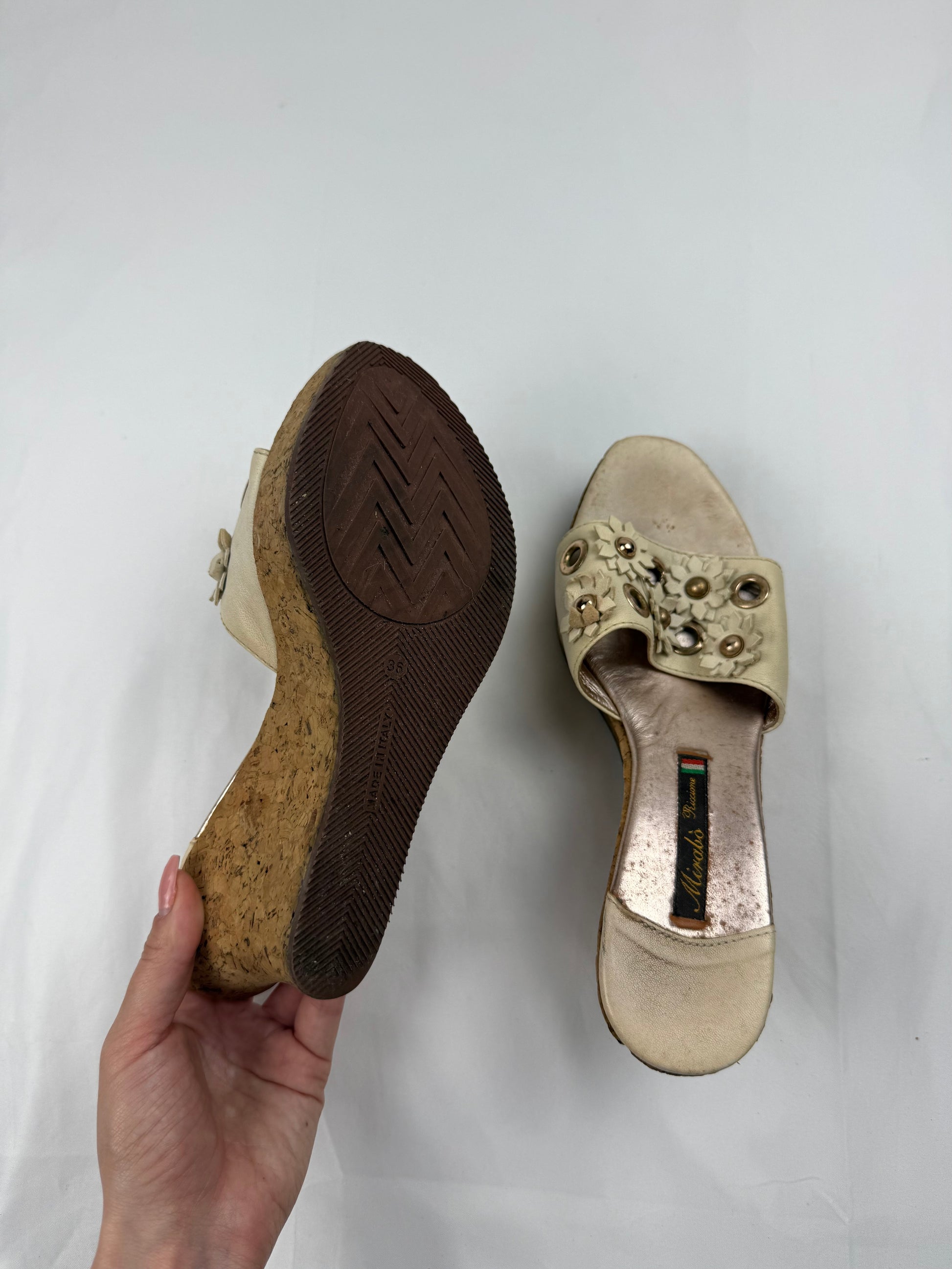 Cream floral wood wedge mules (36)