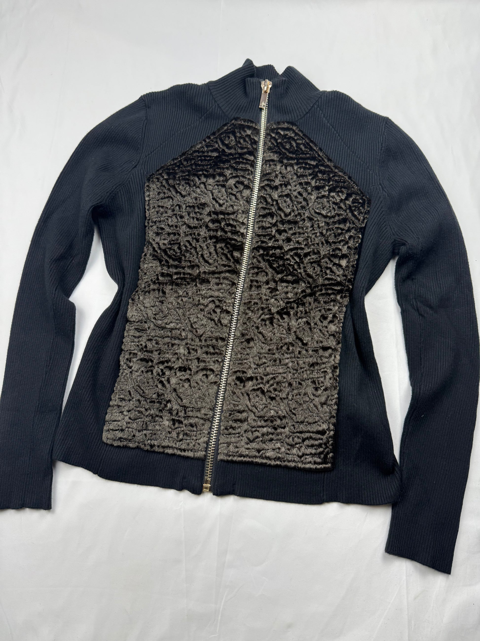 Black golden velvet zip up tight fit jacket (S)