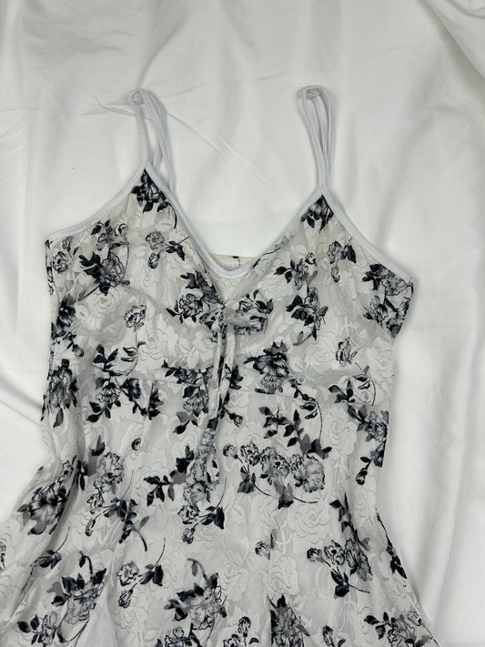 White lace lined floral print mini pleated dress (S/M)