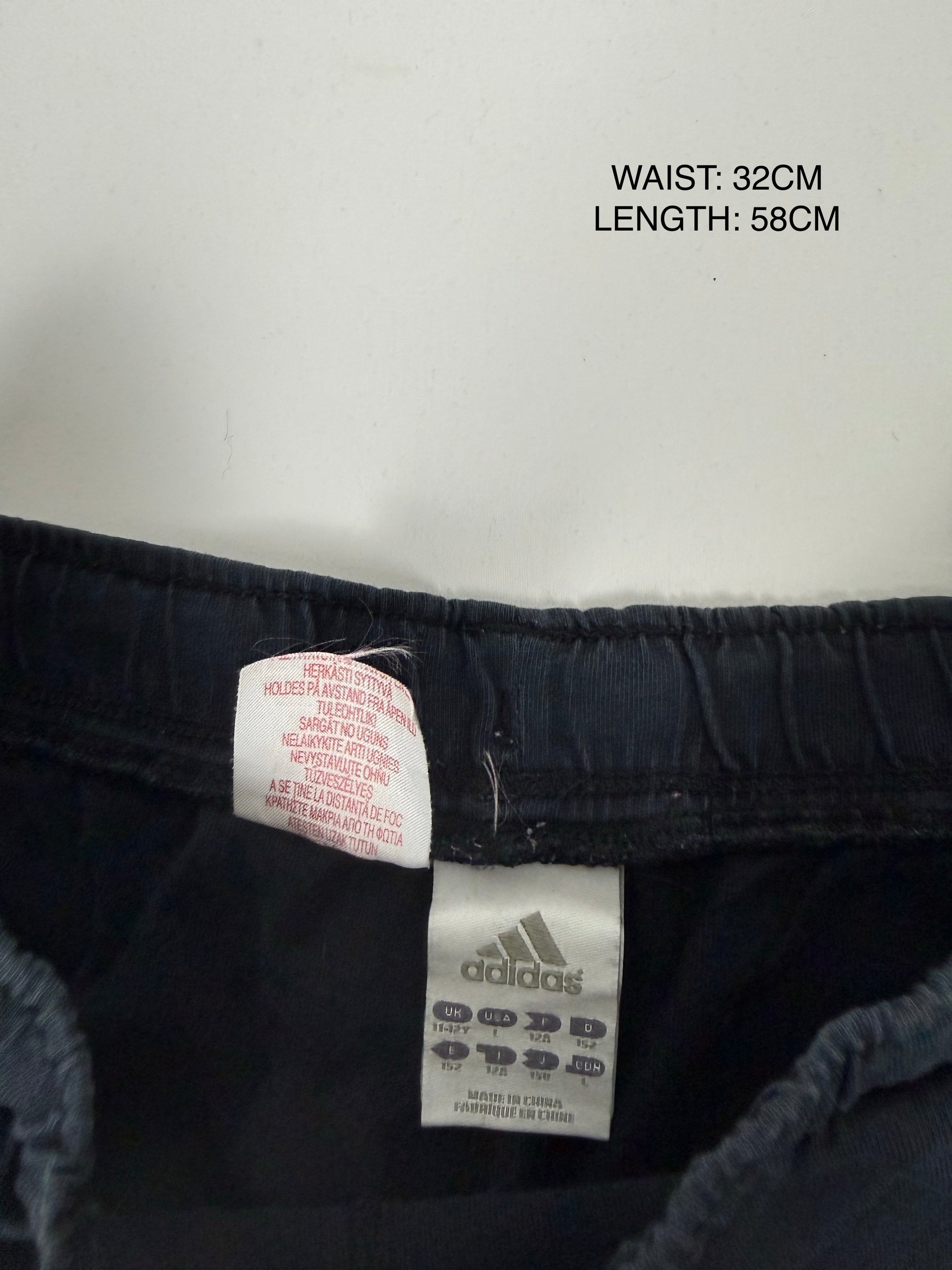 Black activewear capri pants (XS)