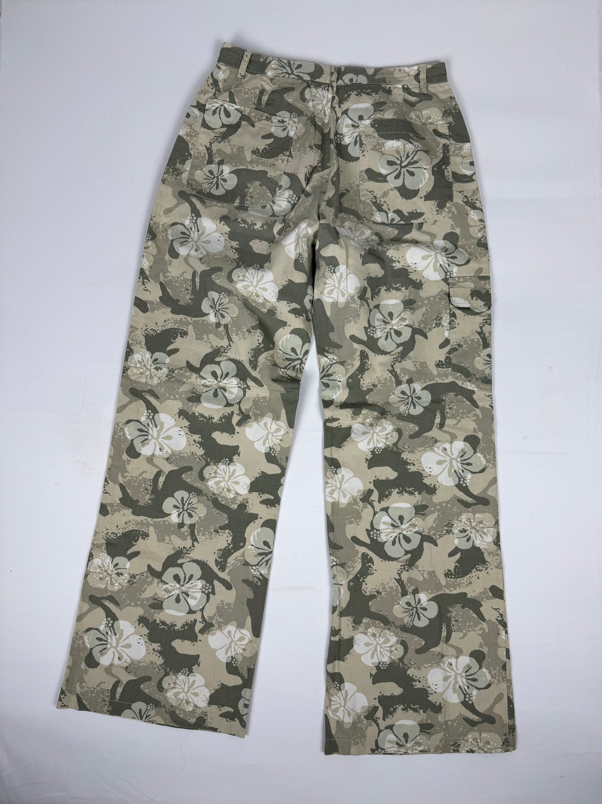 Khaki floral camo print baggy pants (S)