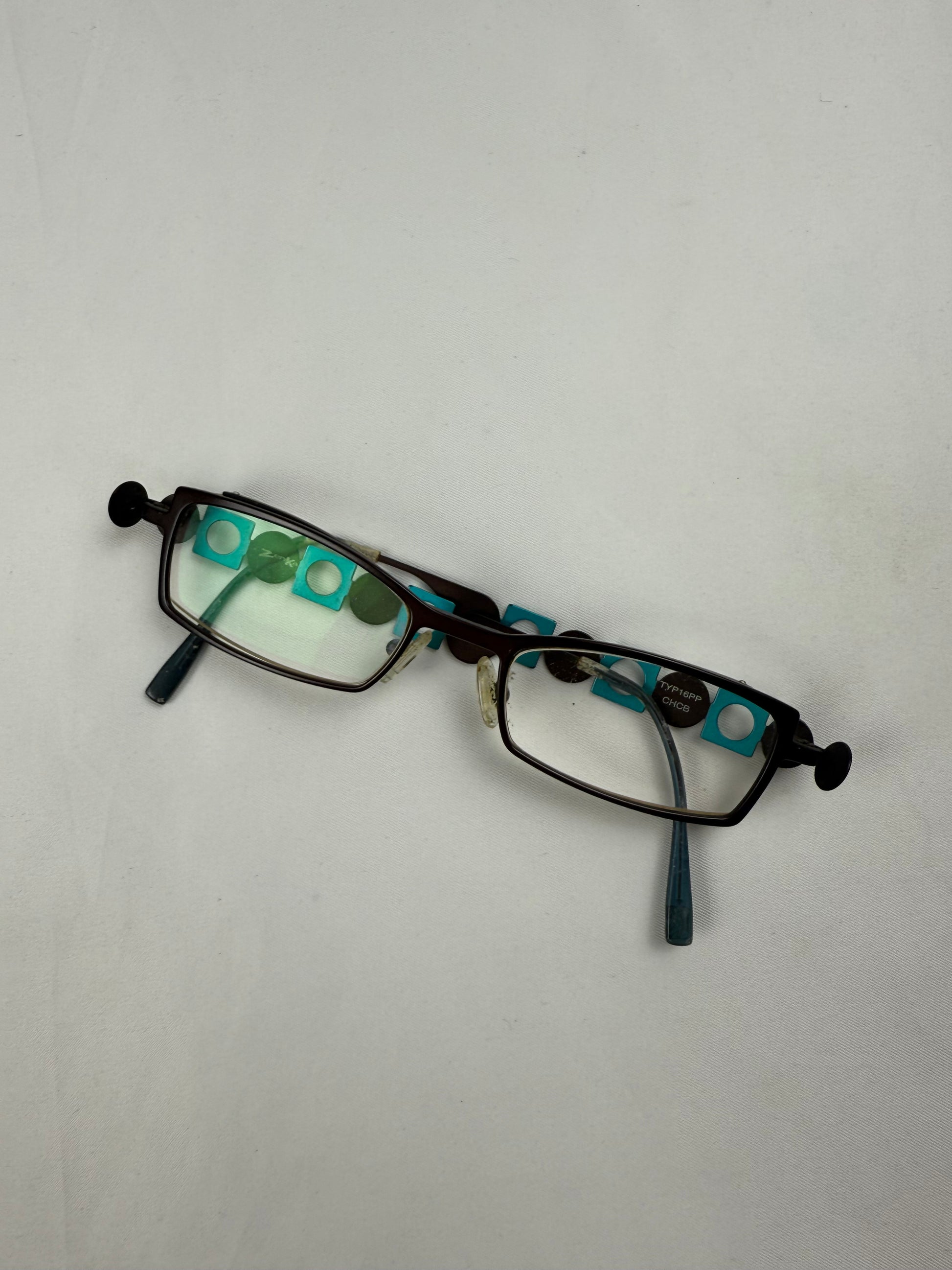 2000s office siren glasses (with prescription)