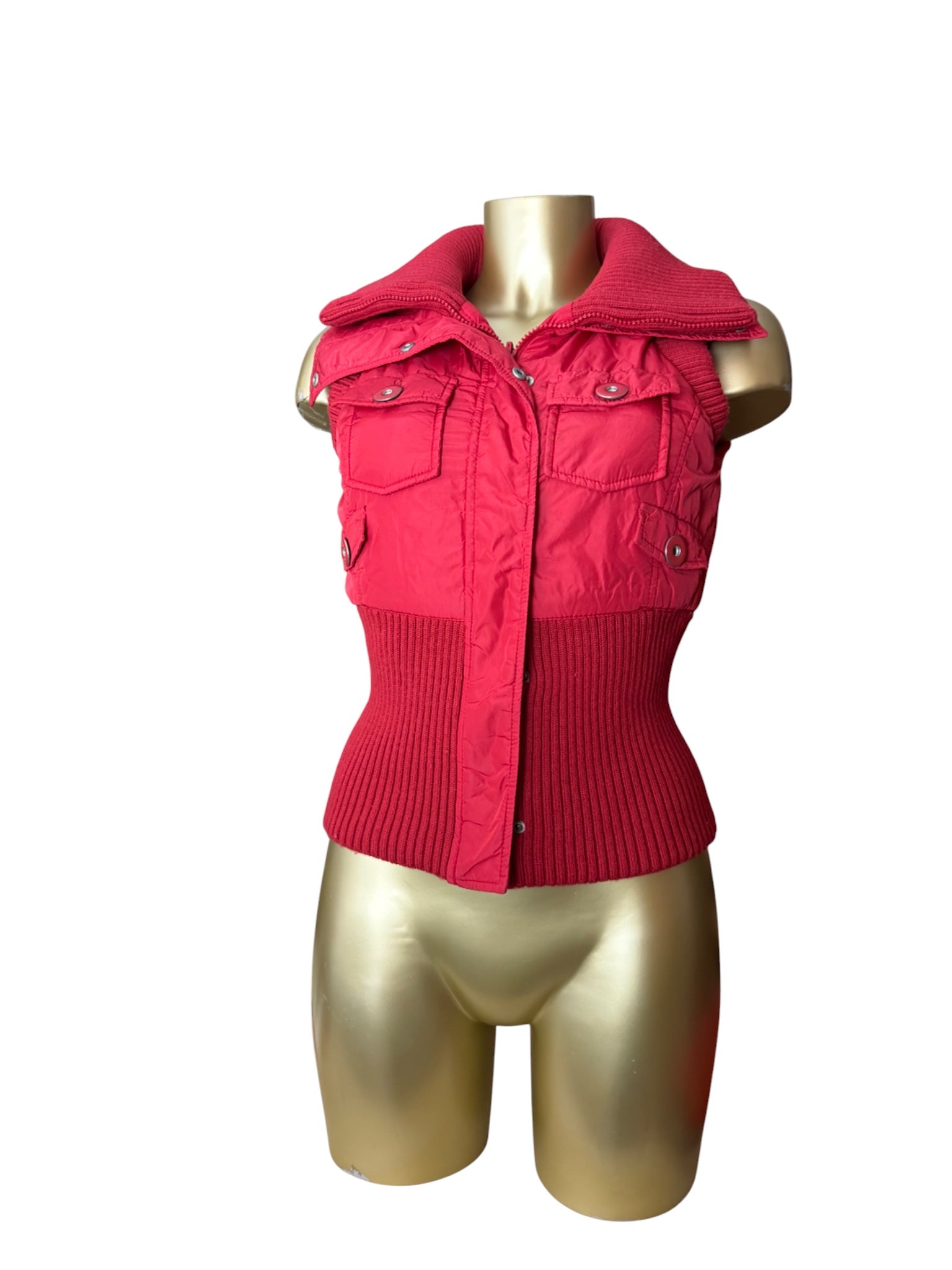Red puffer tight fit sleeveless jacket (S)
