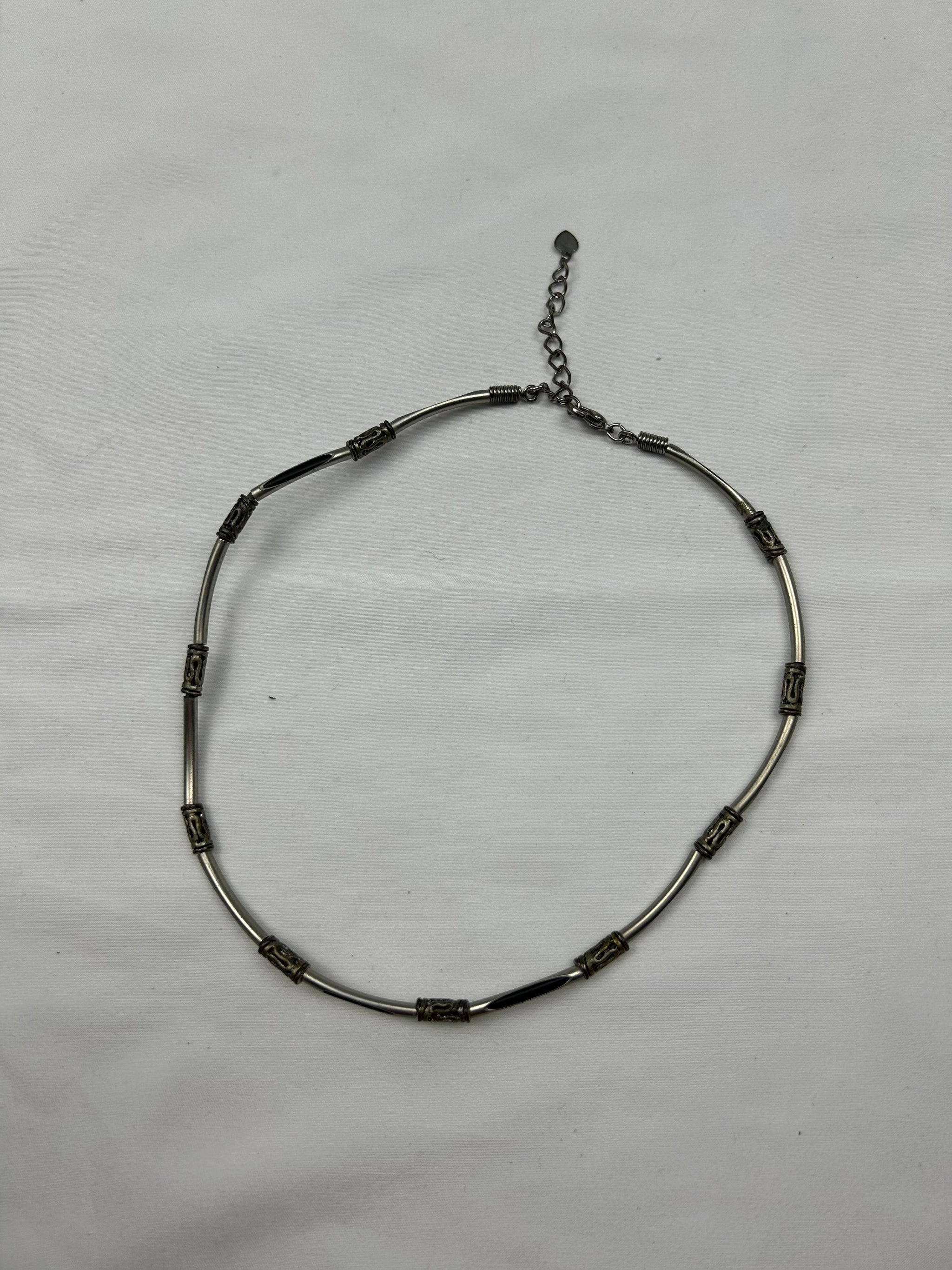 Stainless steel silver pearls necklace