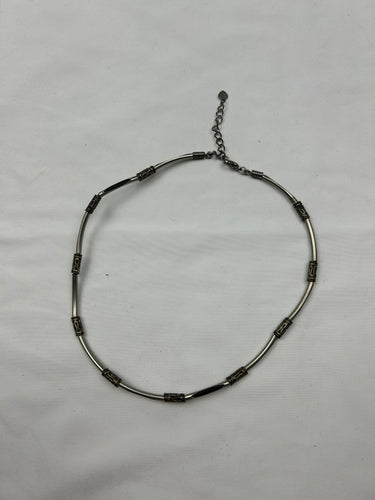 Stainless steel silver pearls necklace