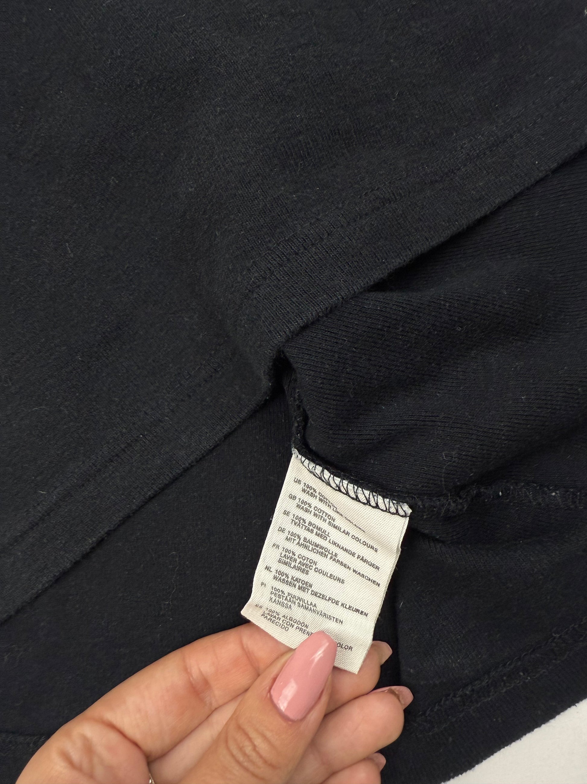 Black 100% cotton tee (S/M)