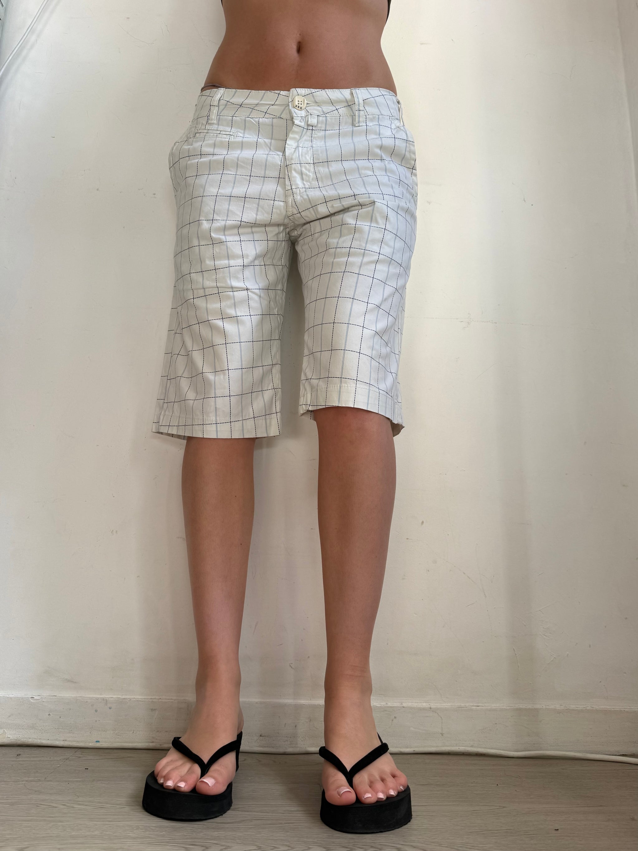 White check print cotton low rise mid short (M)