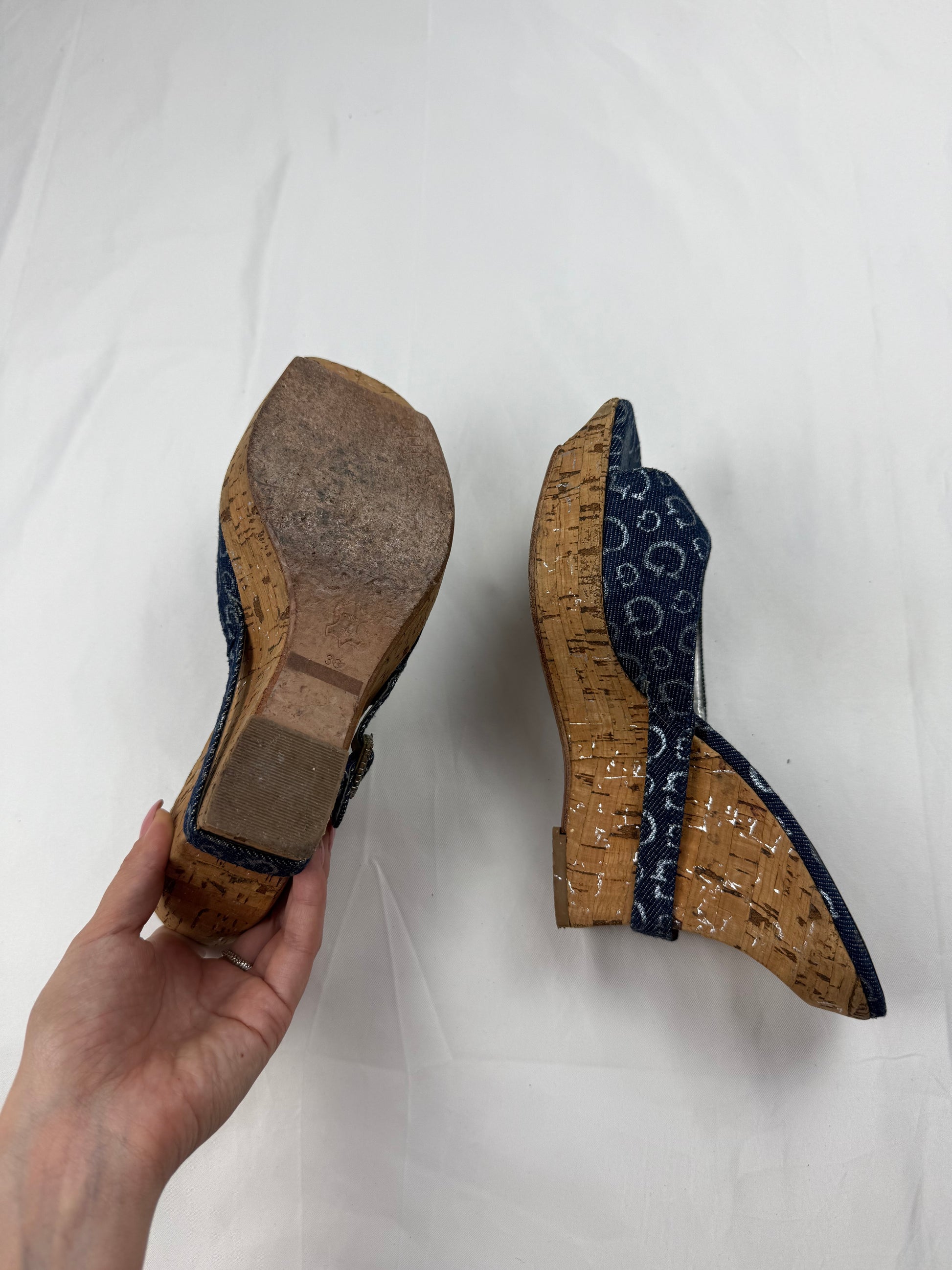 Blue charms monogram wedge heels (38)