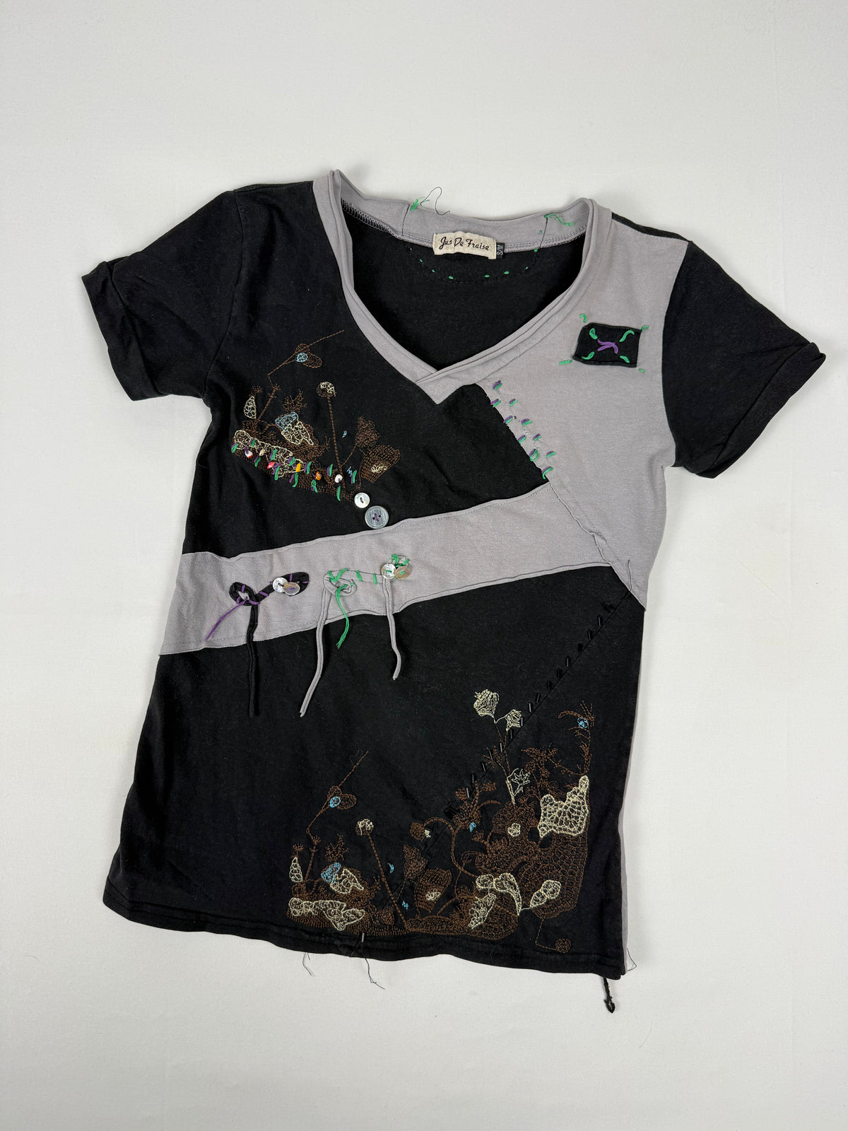 Black patchwork graphic tee (S)