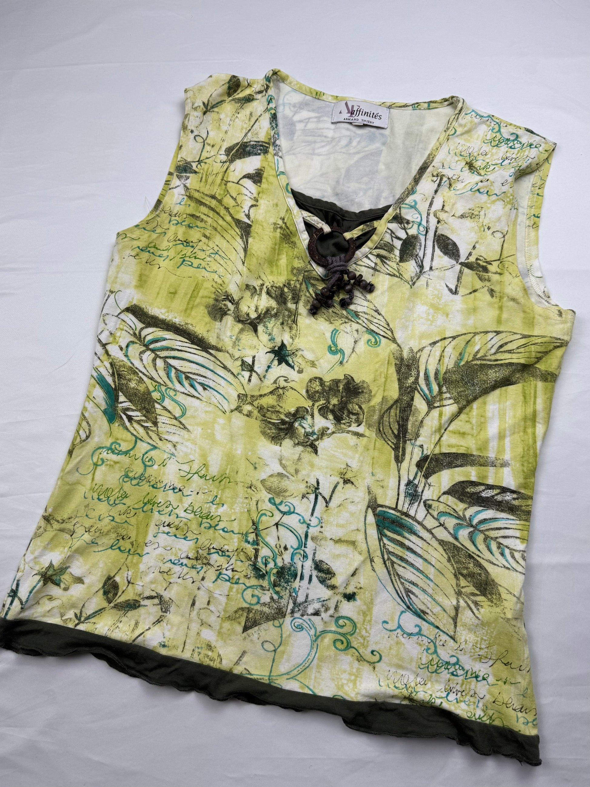 Green graphic tank top (L)