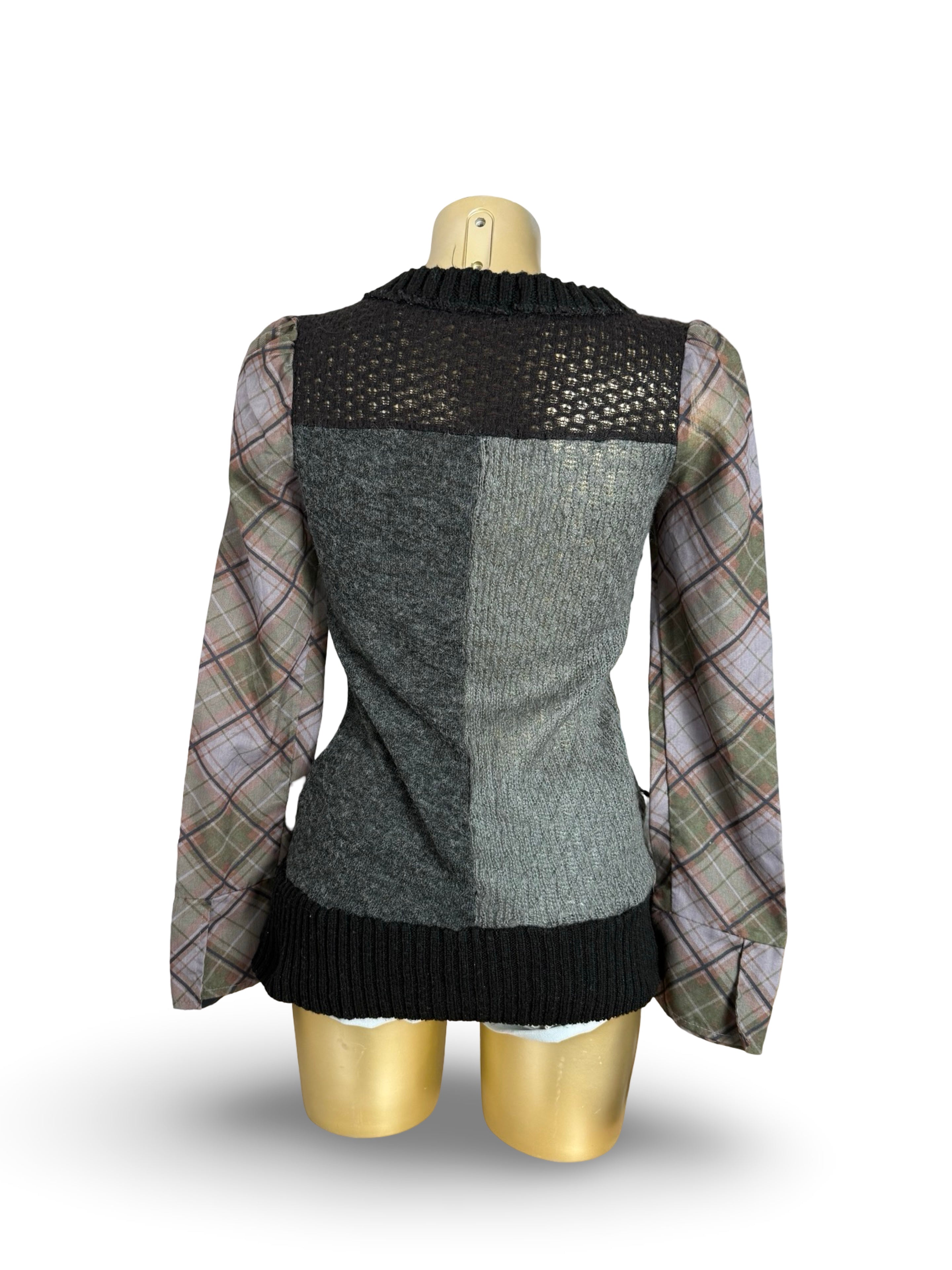 Black bi fabric mesh graphic jumper (M)