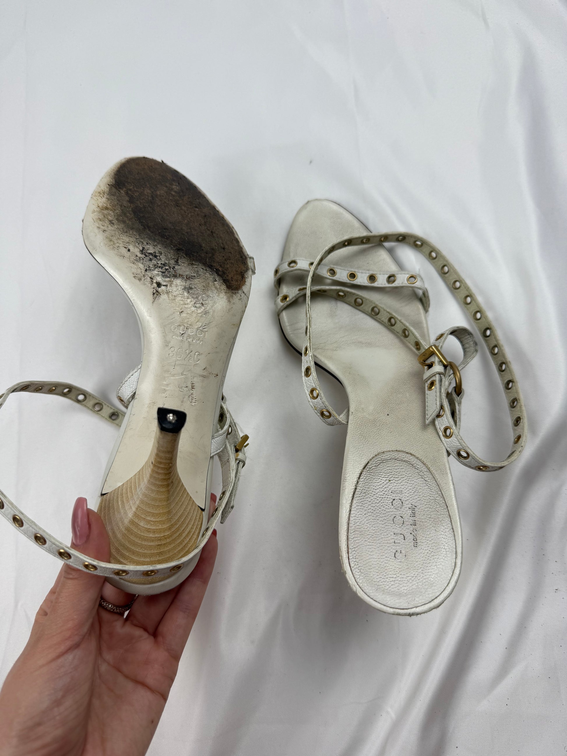White real leather kitten heels (36.5)