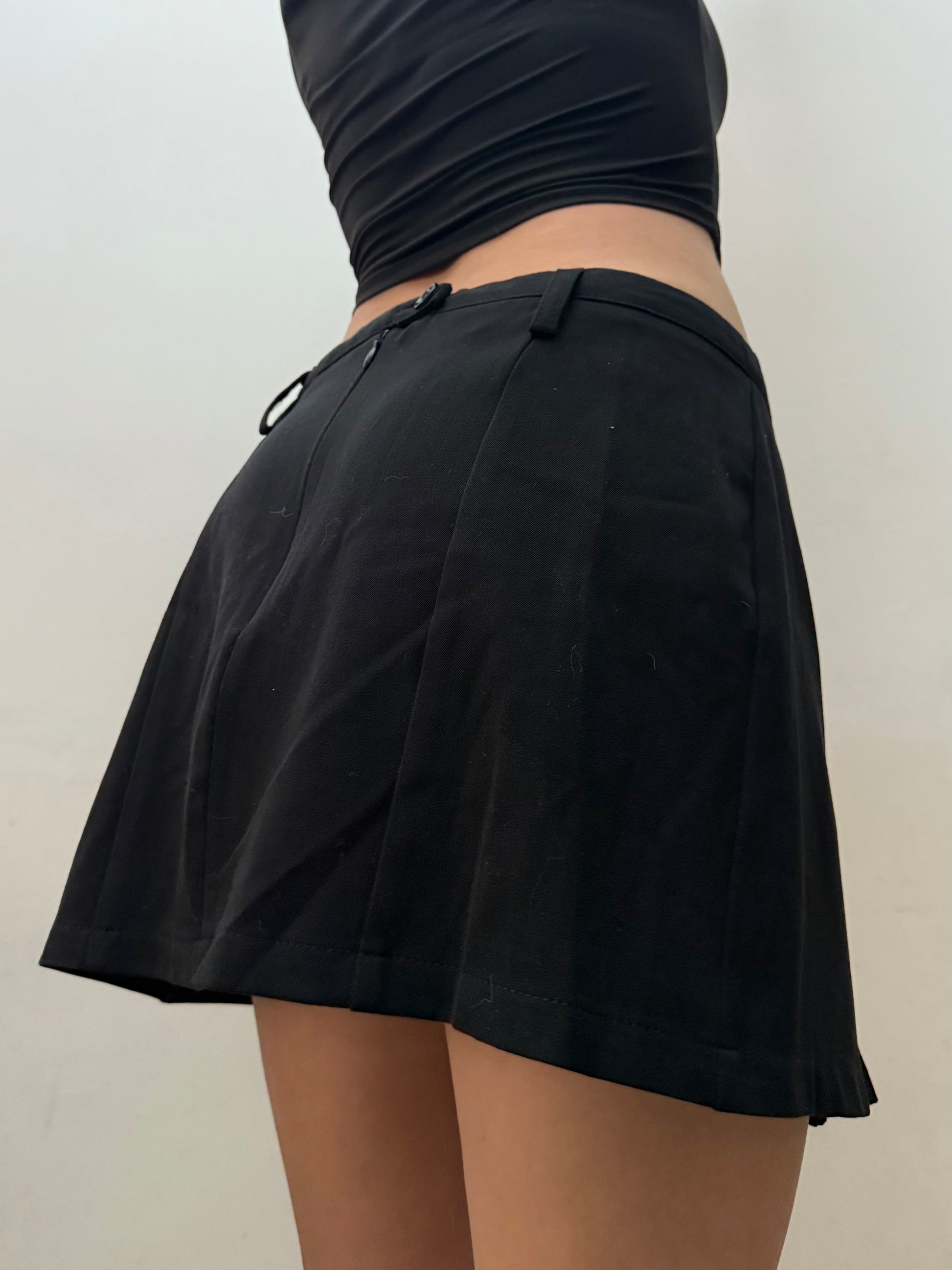 Black office mini skirt (M)