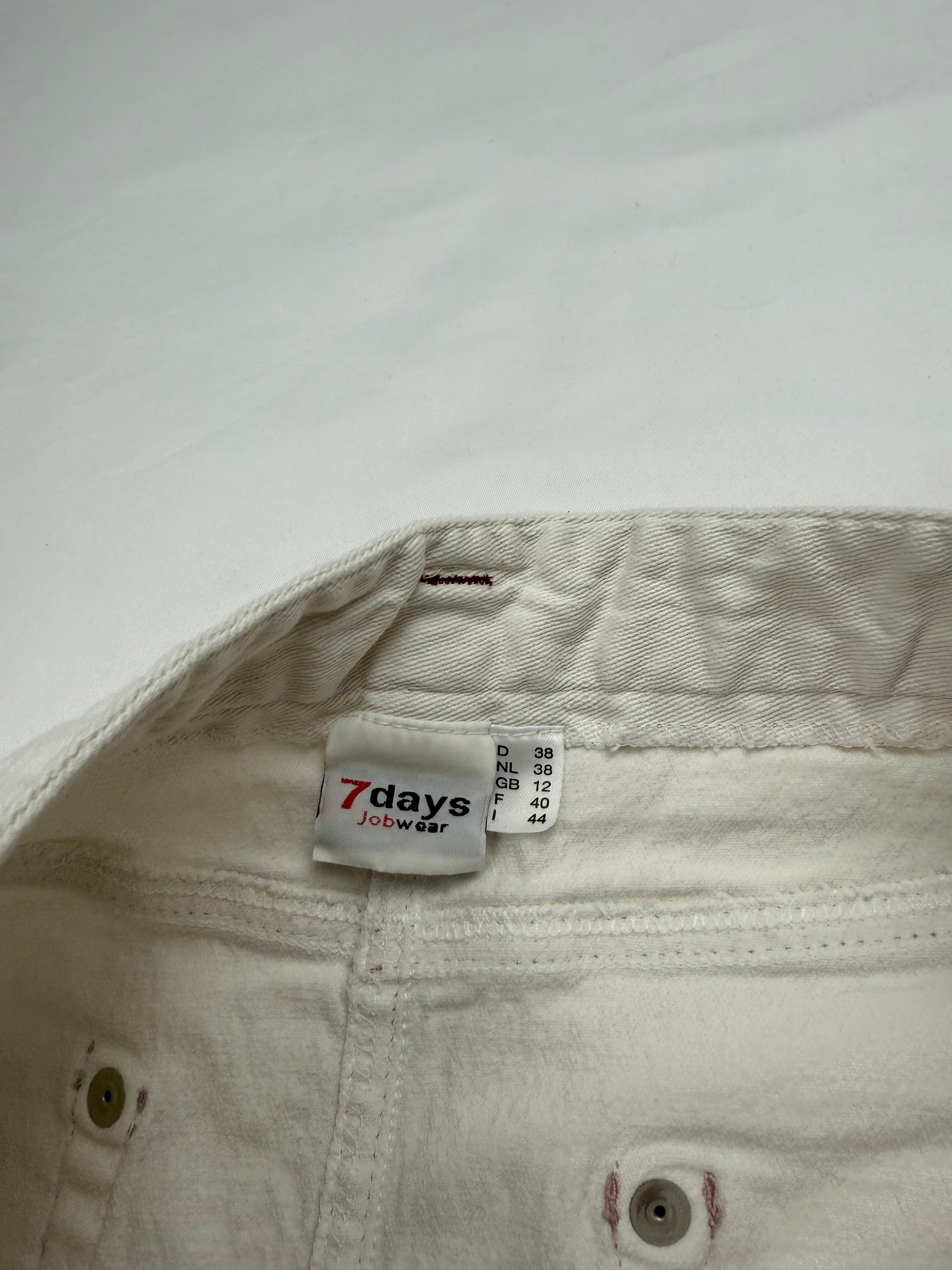 White denim low rise mini skirt (S)