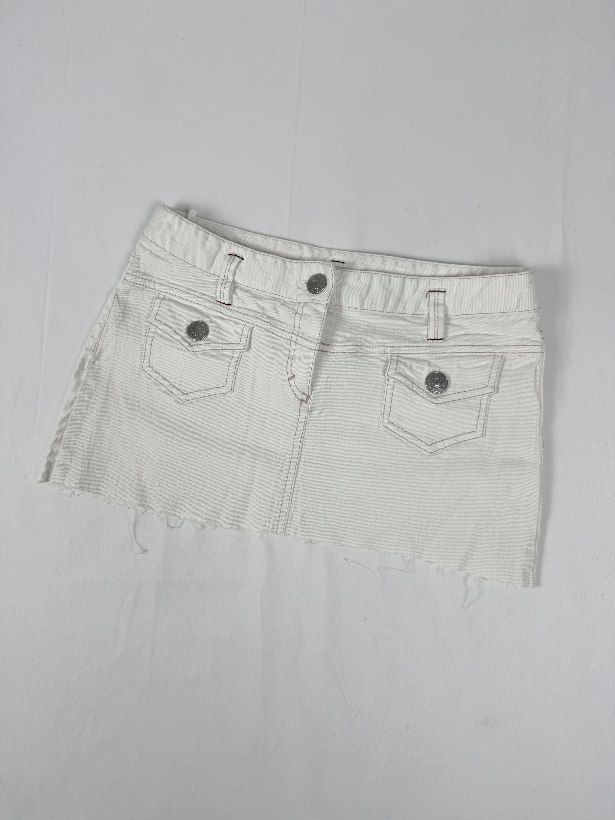 White denim low rise mini skirt (S)