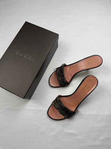 Brown monogram kitten heels mules (37.5)