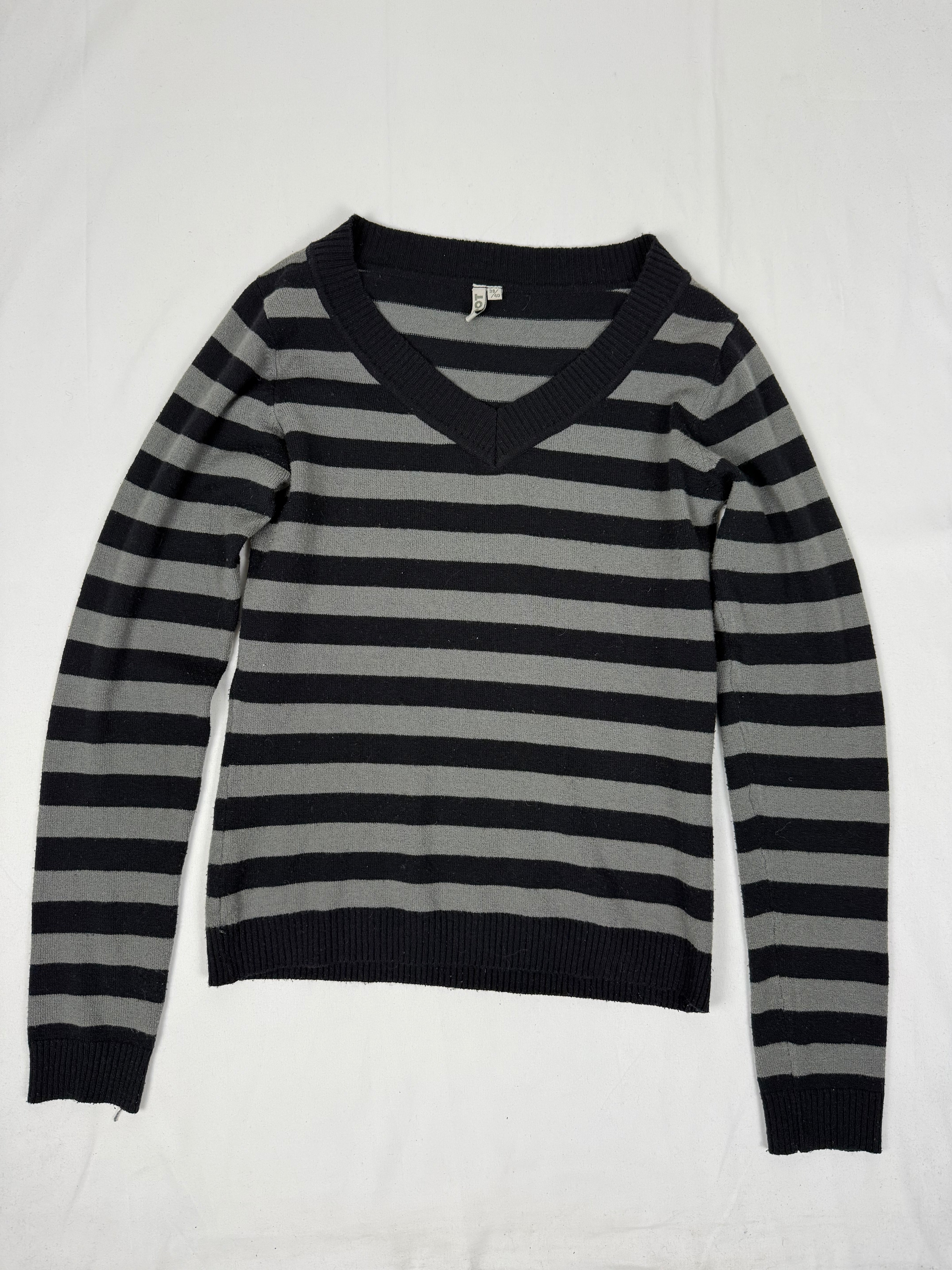 Black striped V neck jumper (M/L)